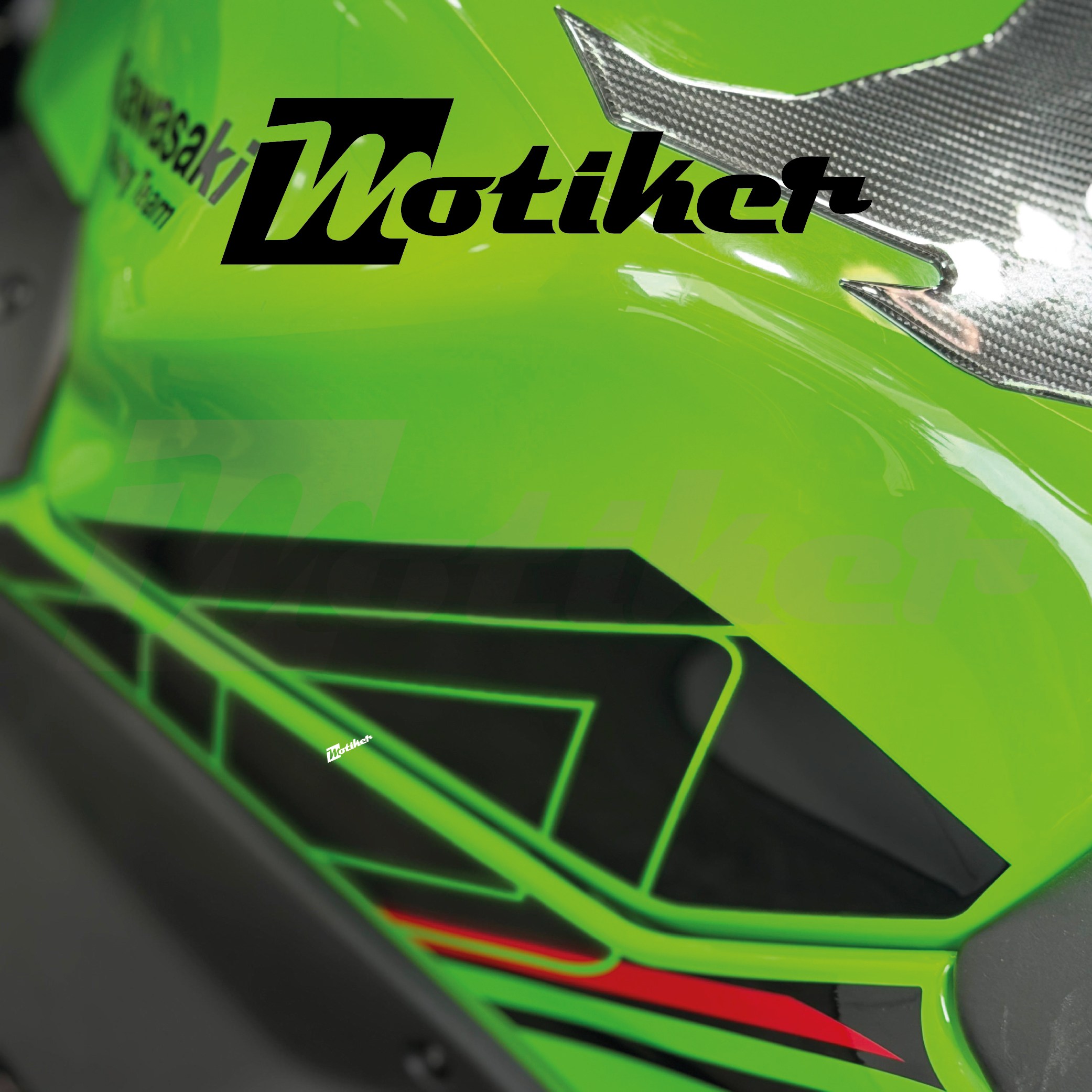 Kawaski Ninja650 Depo Yanı Şeffaf Tank Pad 