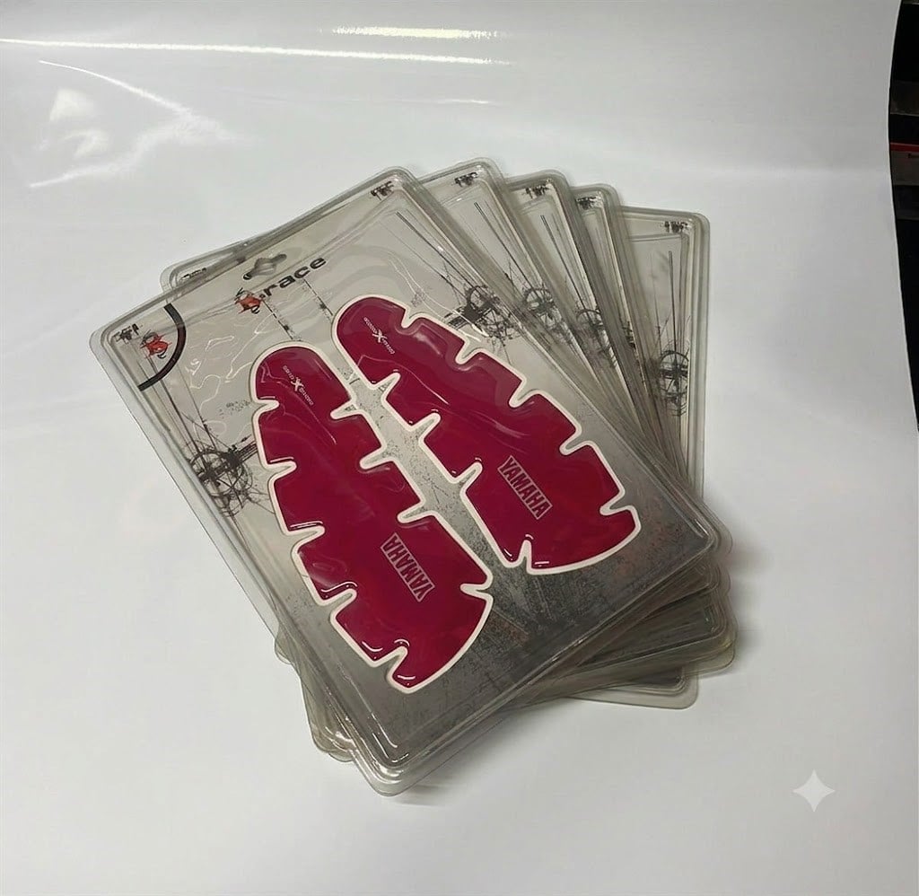 Yamaha Kırmızı Yan Depo Pad Damla Sticker Modeli