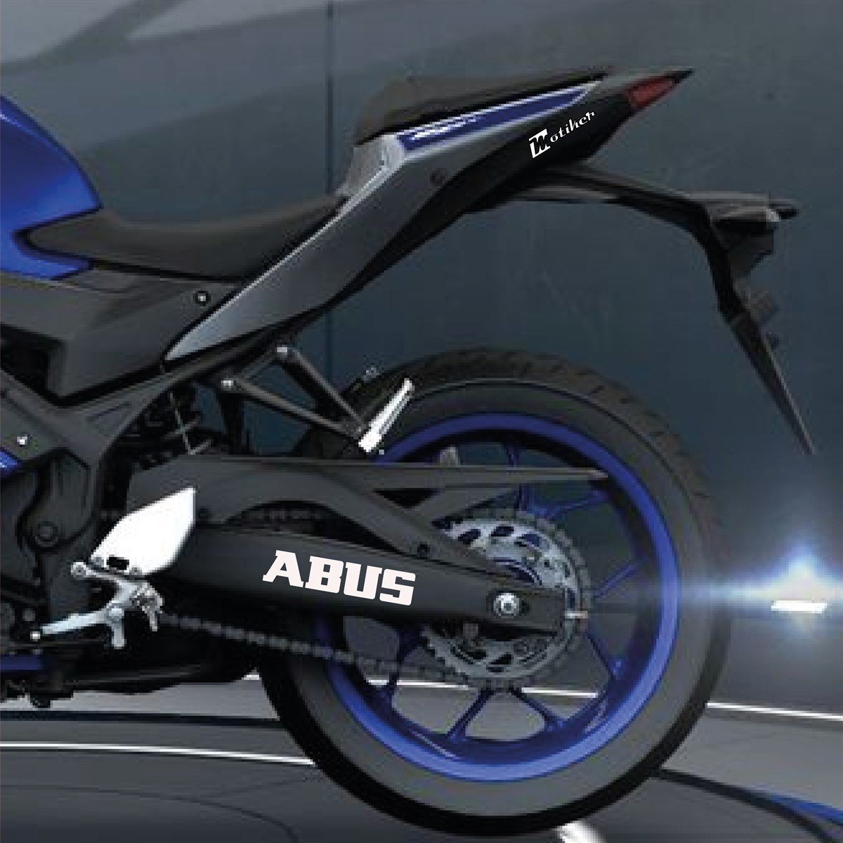 Abus Yazılı Beyaz Arka Maşa Sticker Etiket Modeli