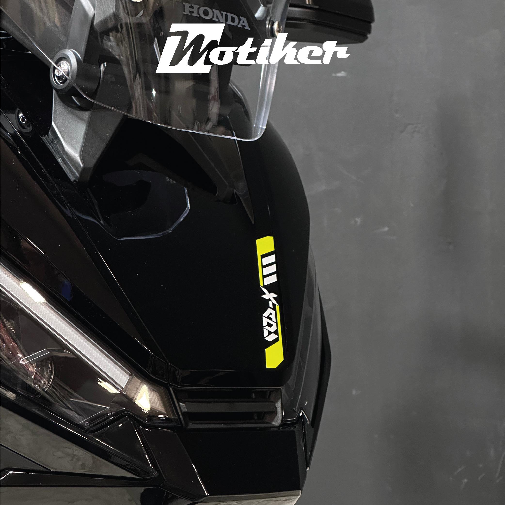 Honda X-ADV 2025 Ön Kafa Neon ve Beyaz Sticker Etiket Modeli