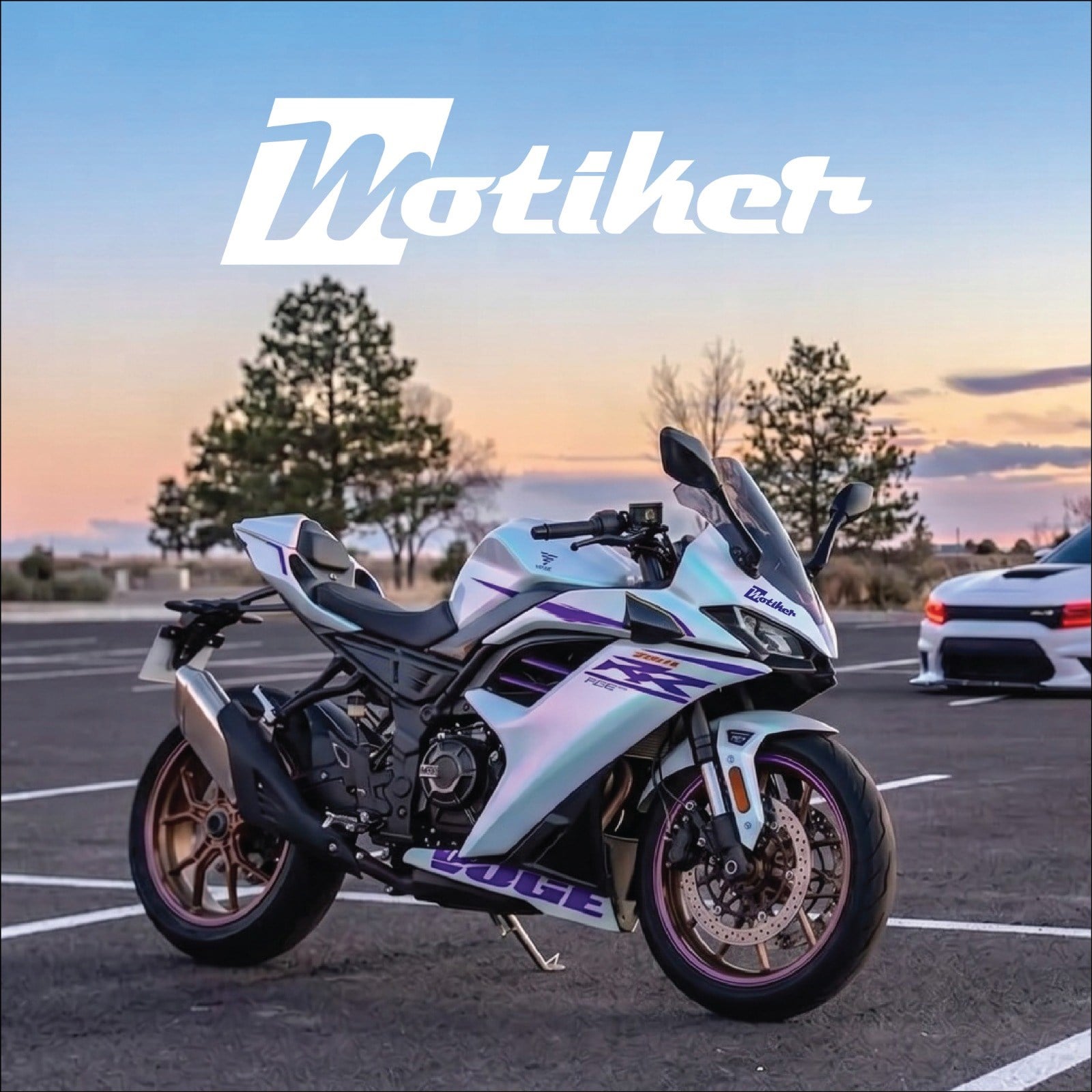 VOGE 250RR Beyaz Mor Parçalı Full Kaplama Sticker Etiket Modeli