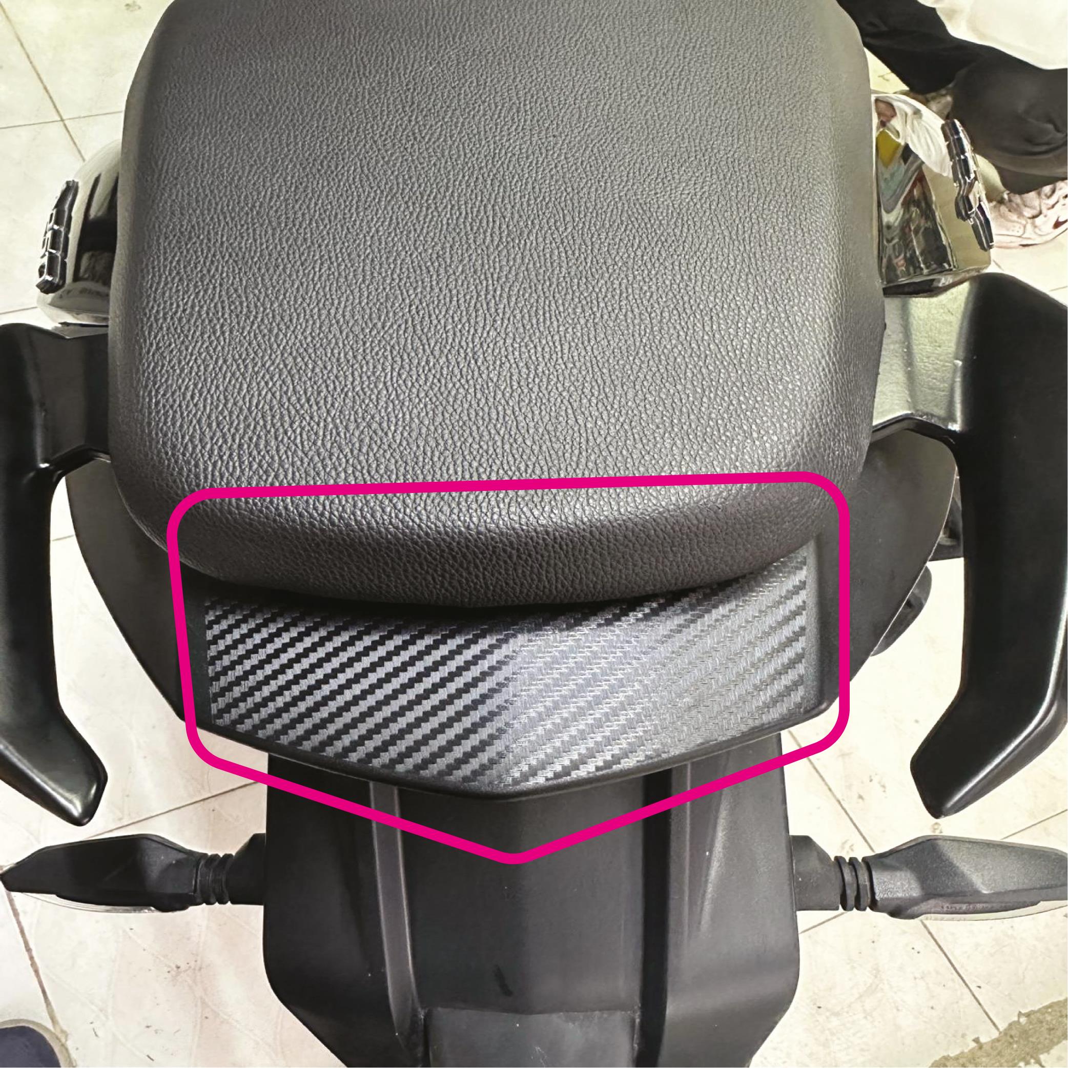 DominarBajaj Dominar Arka Kuyruk Üstü Karbon Sticker Etiket Modeli