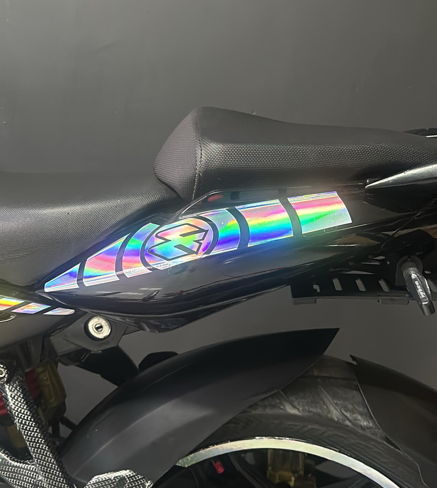Bajaj NS200 Arka Kuyruk Hologram Sticker Etiket Modeli