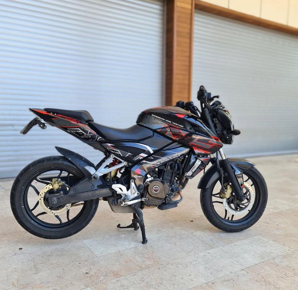 Bajaj NS200 War Sticker Etiket Kaplama Modeli