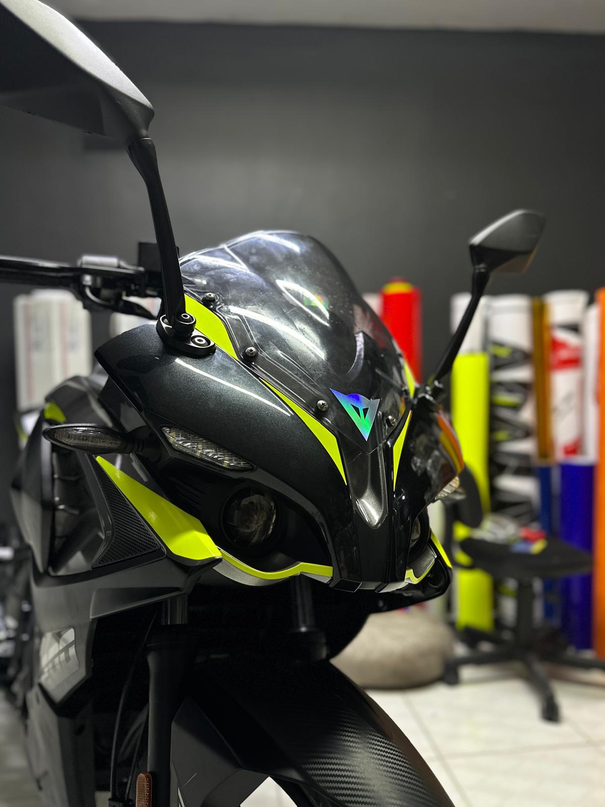 PULSAR RS 200Bajaj RS200 Ön Kafa Neon Sticker Etiket Modeli