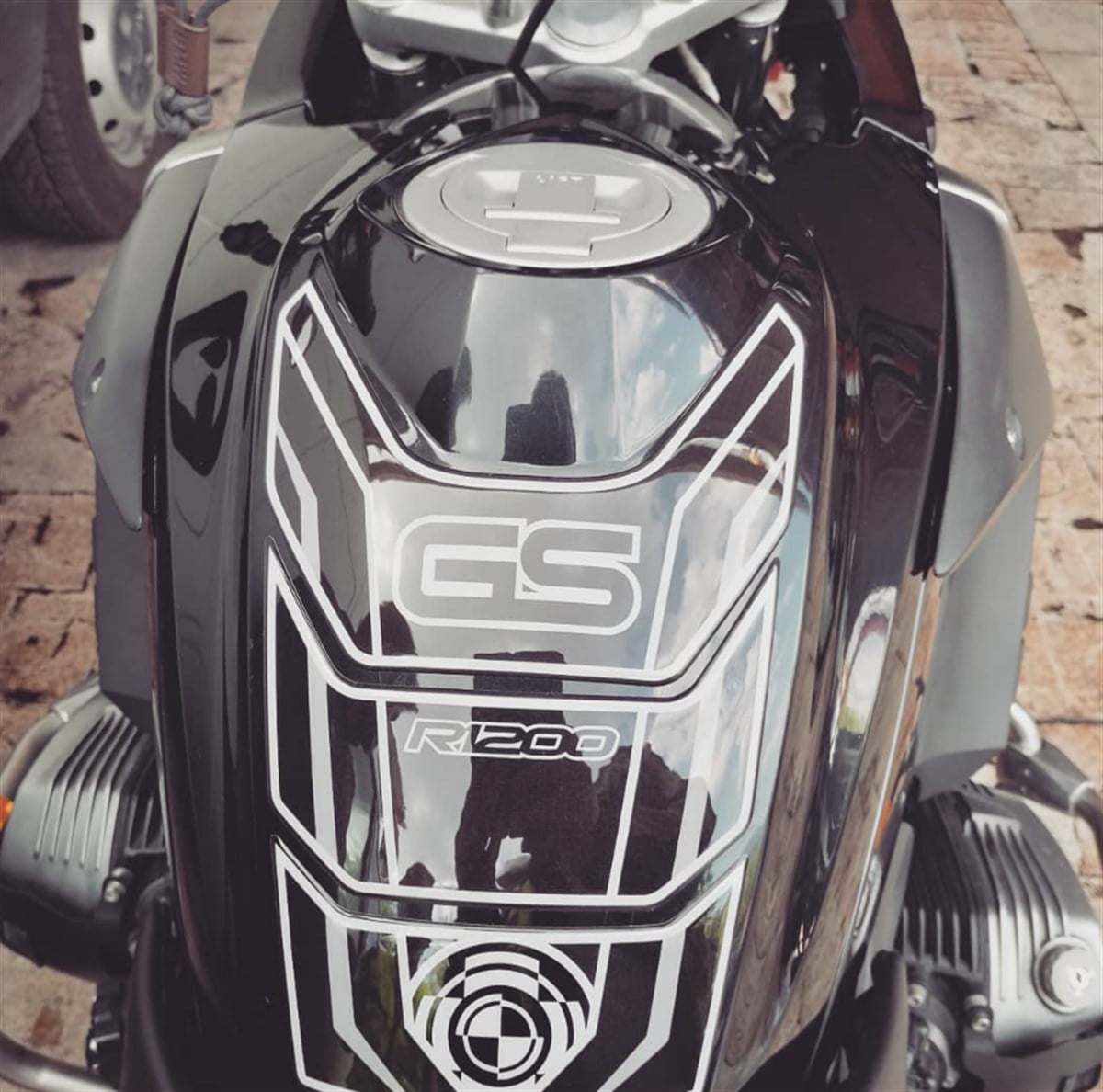 BMW R1200 GS Siyah Desenli Tank Pad Damla Sticker Etiket Modeli
