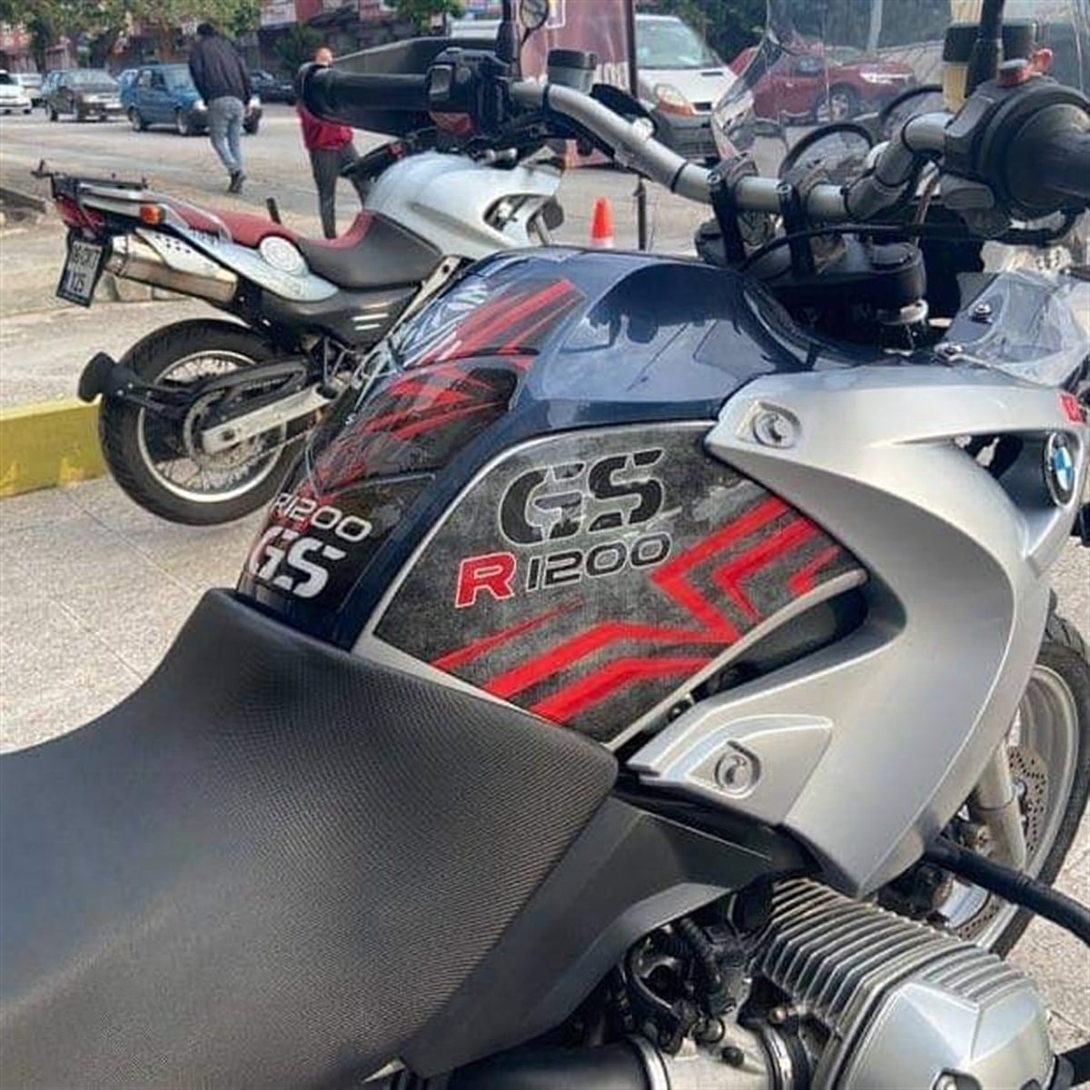 BMW R1250 GS Pusula Desenli Tank Pad Damla Sticker Etiket Modeli