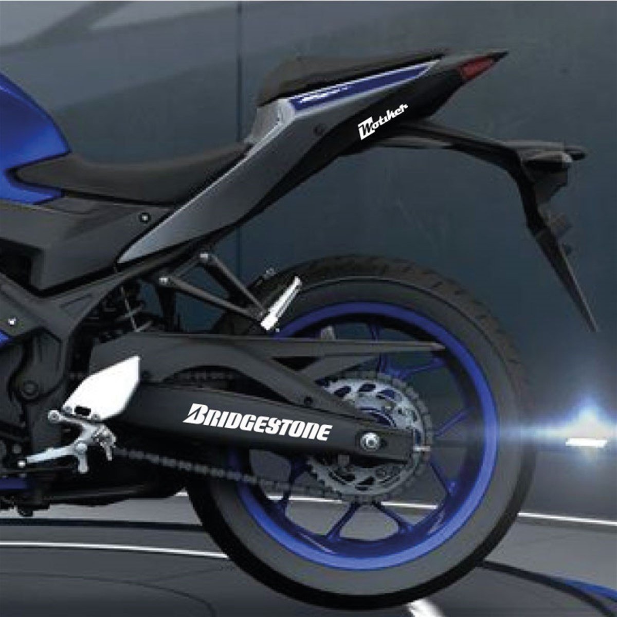 Bridgestone Yazılı Beyaz Arka Maşa Sticker Etiket Model