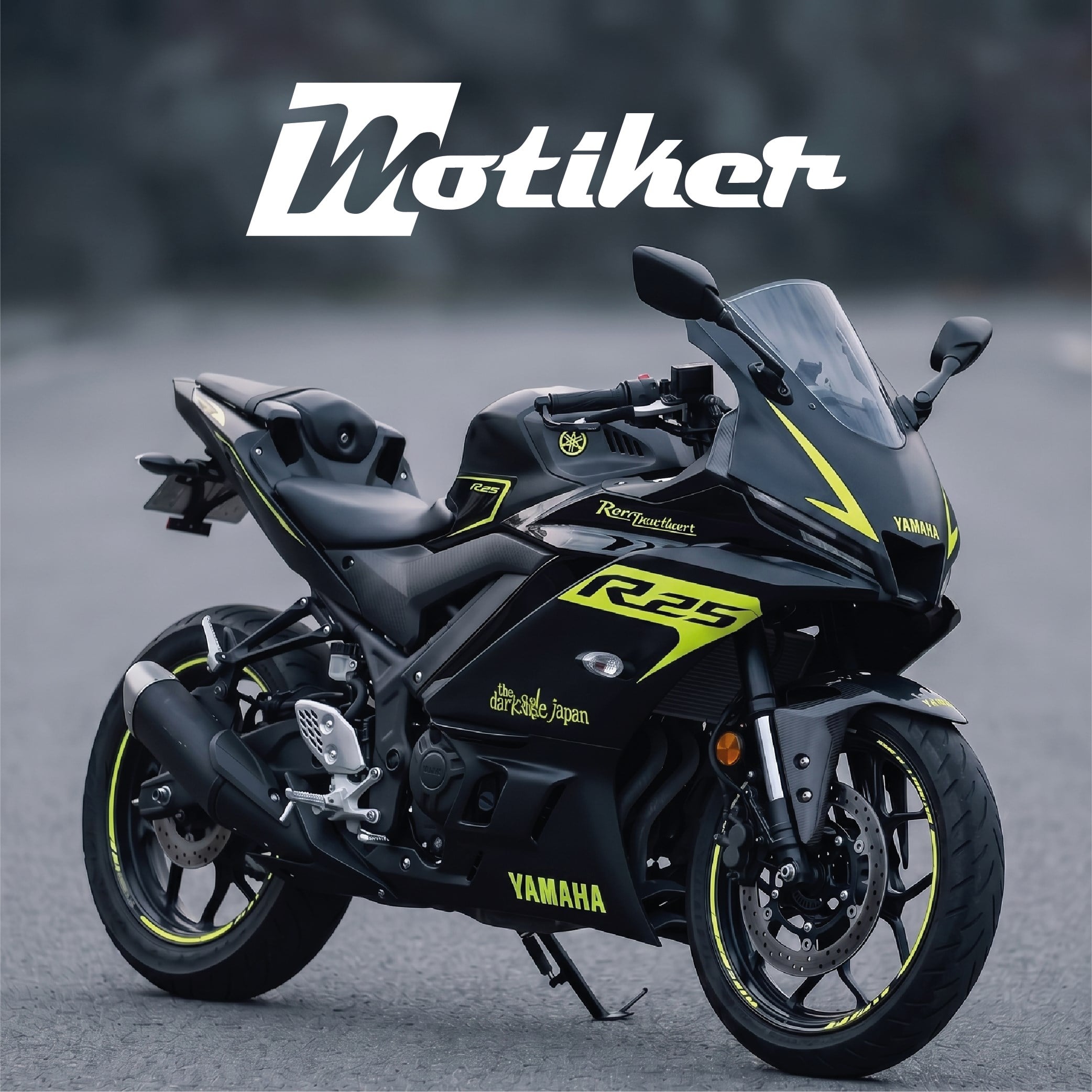 Yamaha YZF R25 2025 Model Beyaz Sticker Etiket Modeli
