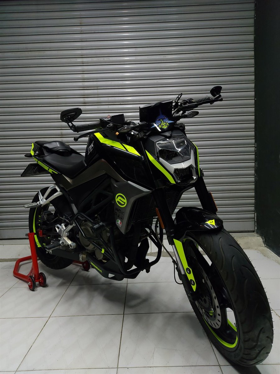 CF MOTO 250NK Neon Sarı Takım Sticker Modeli 2