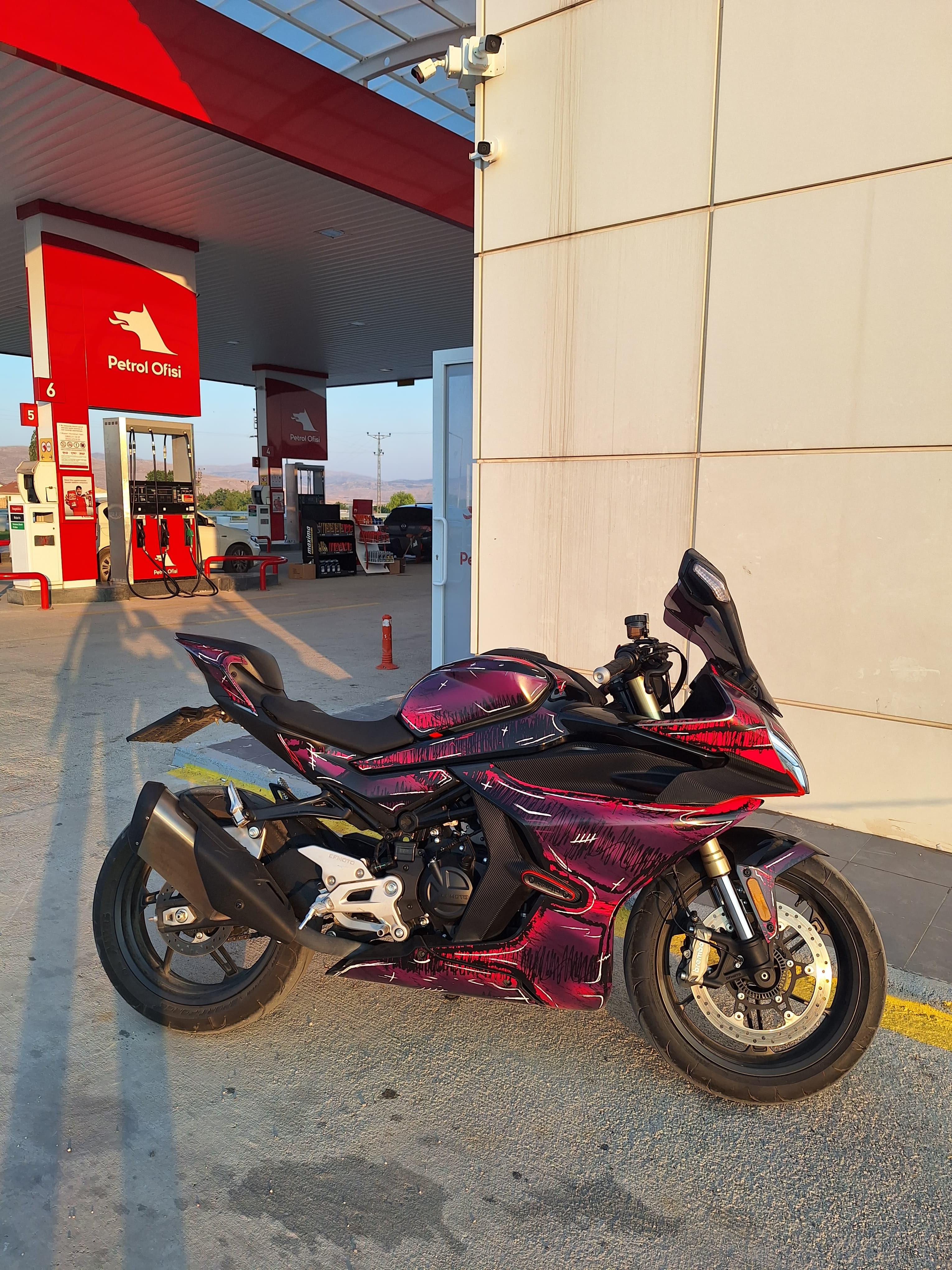 450SRCFMOTO 450SR AirBrush Sticker Tasarım Motosiklet Kaplaması