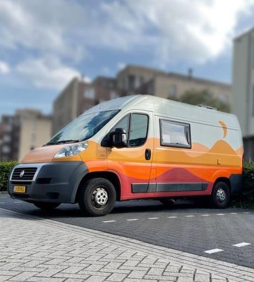 KaravanÇöl ve Dağ Tasarımlı Karavan Sticker Etiket