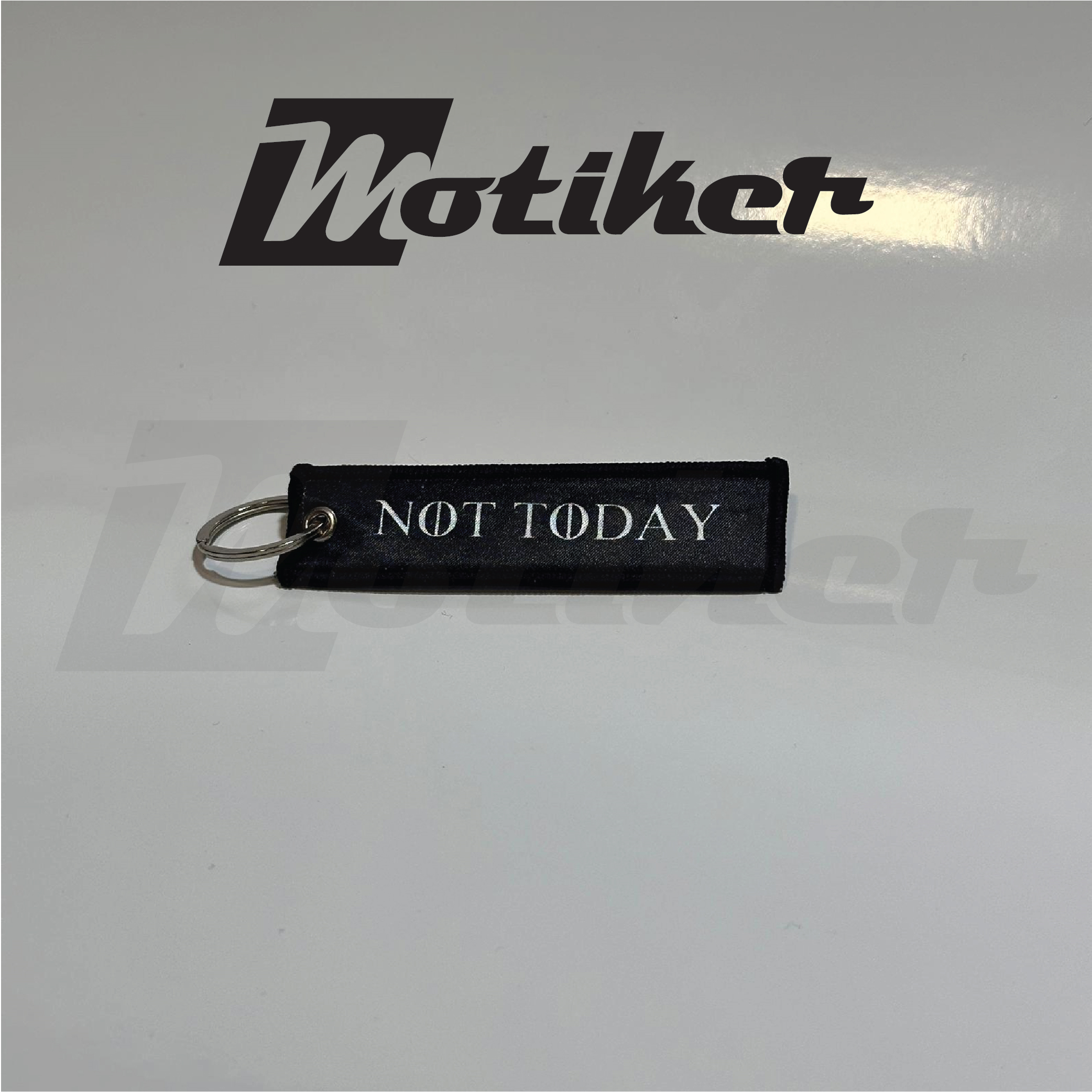 Not Today ( bugün değil) Yazılı Tasarımlı Anahtarlık Modeli