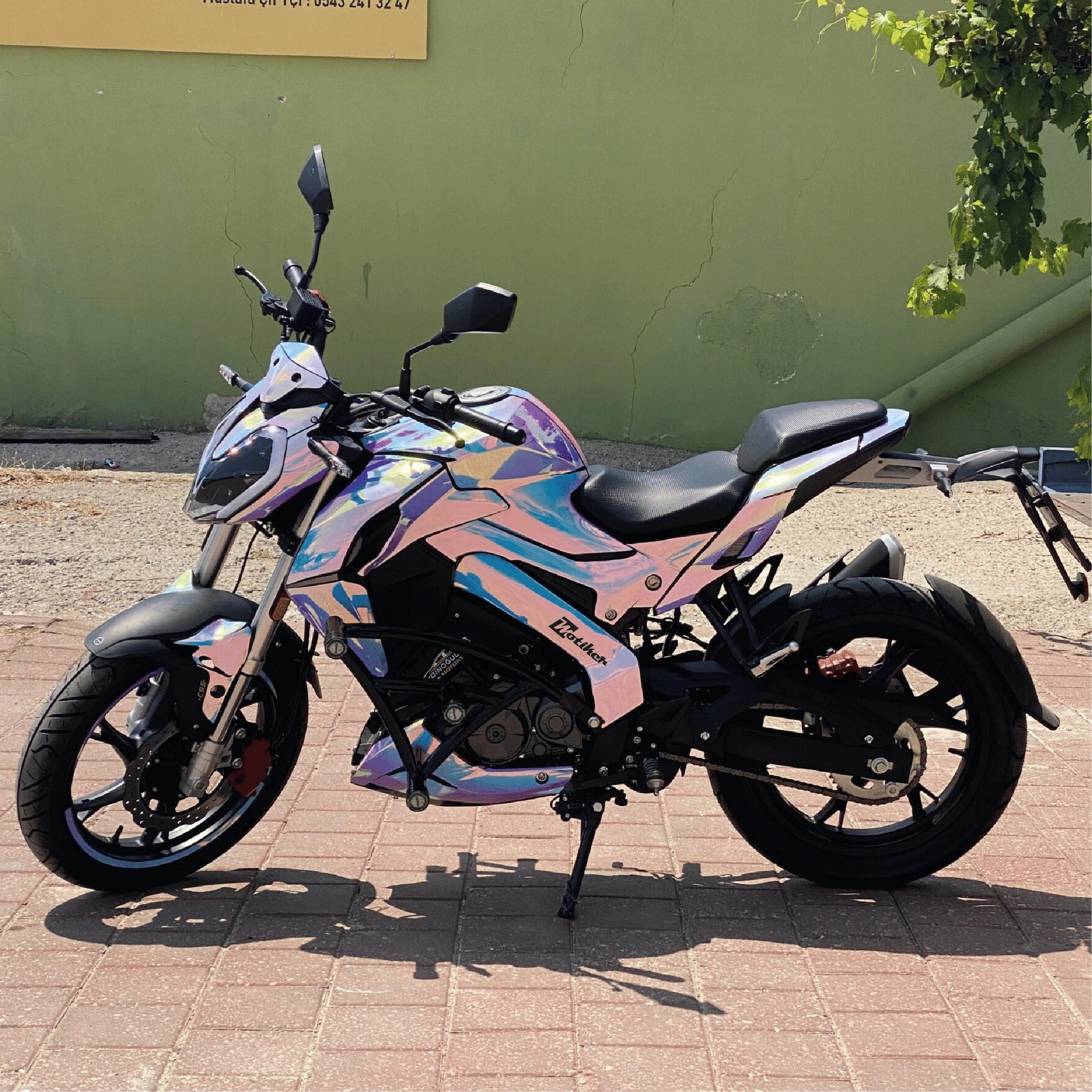 Benelli 125S Chrome Blue Purple Tasarımı Sticker Etiket Modeli