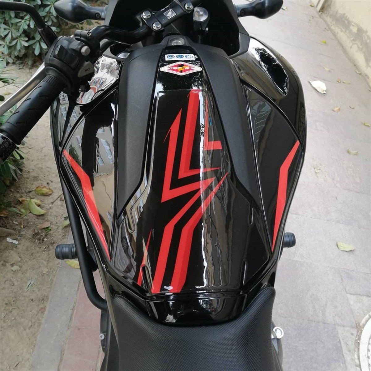 Honda Kırmızı Tank Pad Damla Sticker Modeli