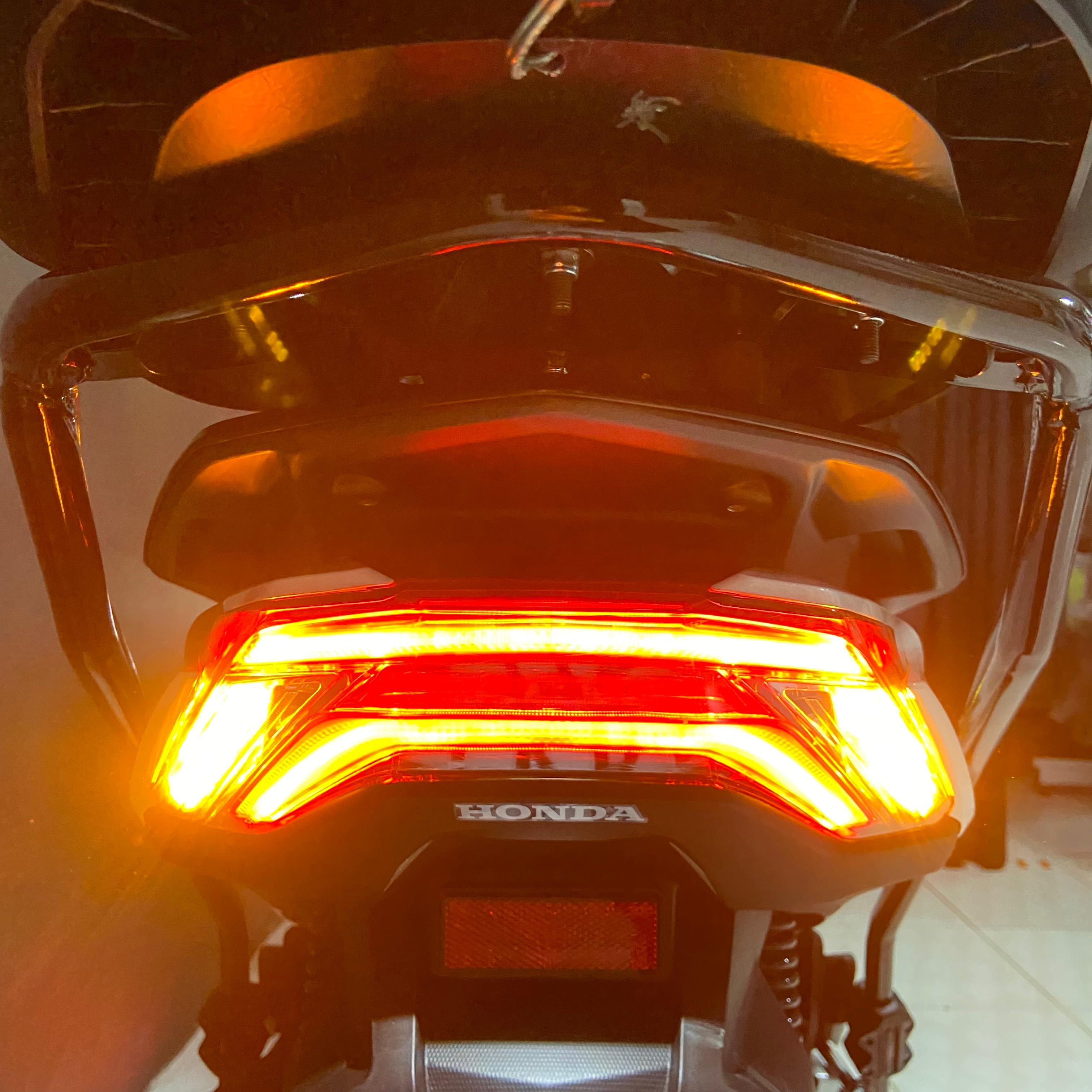 PCXHonda PCX 2023 Arka Stop Şeffaf Koruma (PPF) Kaplama Etiket Modeli