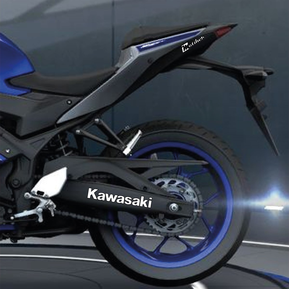 Kawaski Yazılı Beyaz Arka Maşa Sticker Etiket Modeli