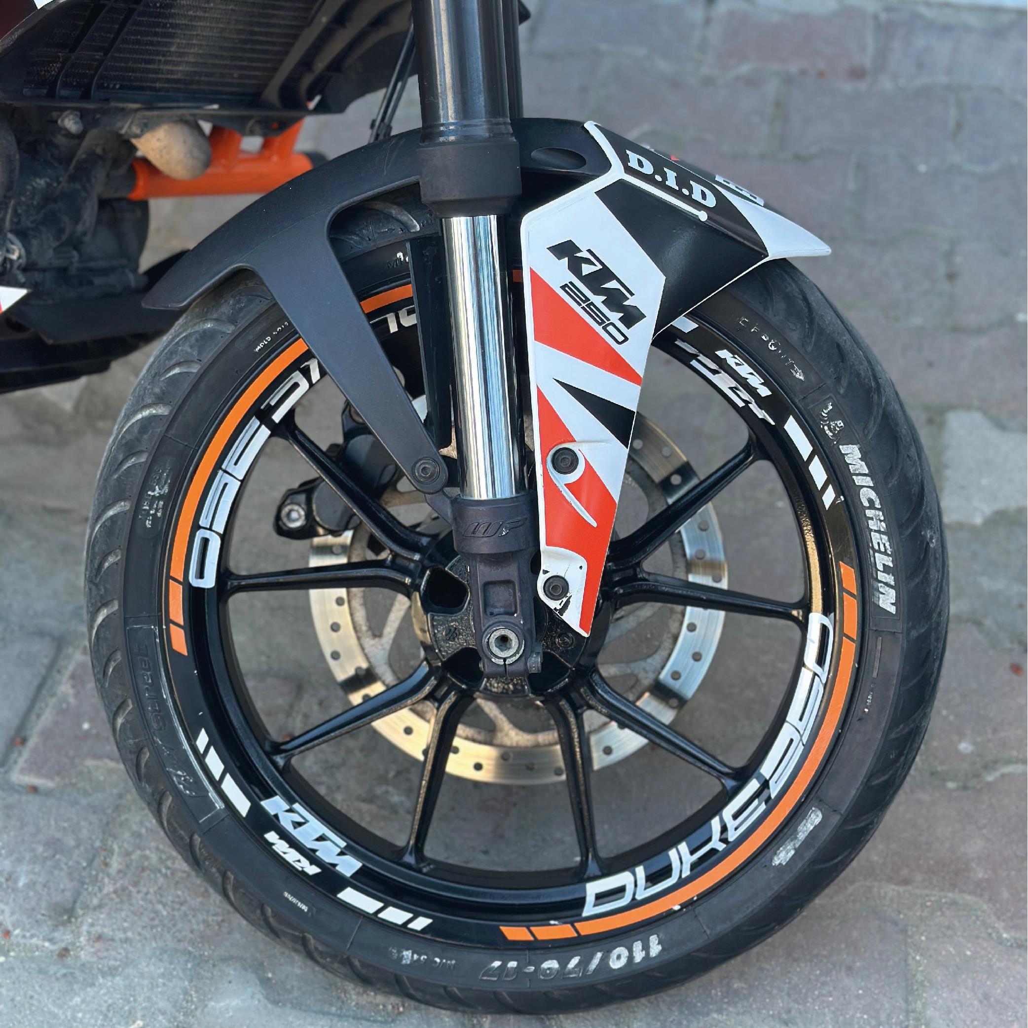 DUKE 200KTM DUKE 250 Motosiklet Jant Sticker Etiket Modeli İç & Dış Set Turuncu
