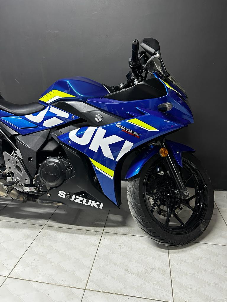 Suzuki GSXR 250 Orjinal Tasarım Sticker Etiket Modeli,