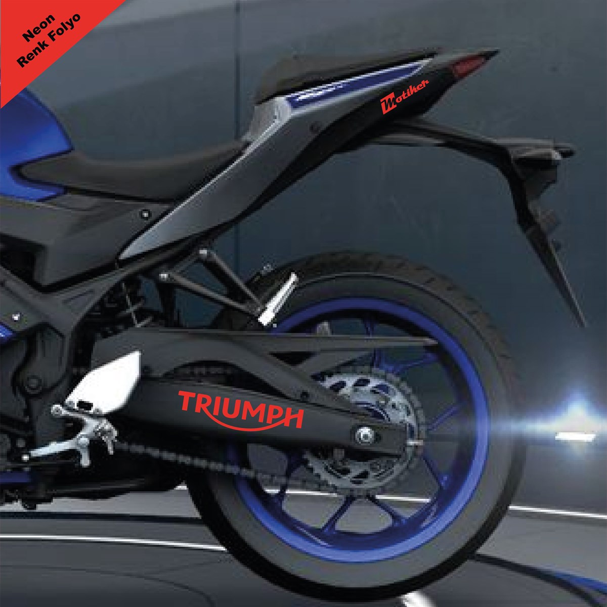 Trıumph Yazılı Neon Kırmızı Arka Maşa Sticker Etiket Modeli