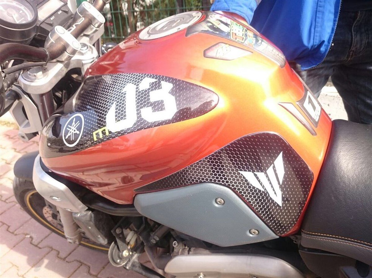 Yamaha MT-03 Tank Pad Damla Sticker Etiket Modeli