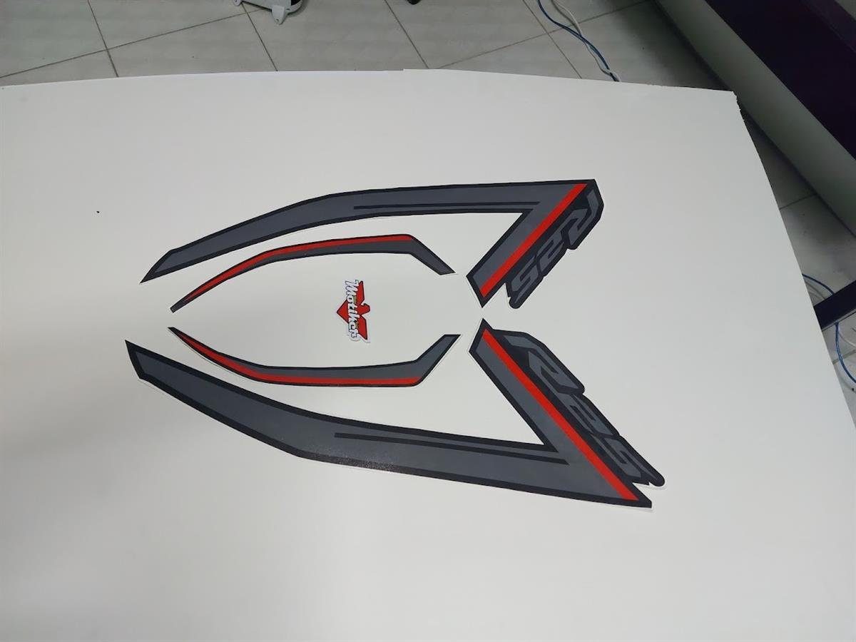 Yamaha R25 Ön Kafa Grenaj Sticker Etiket Model