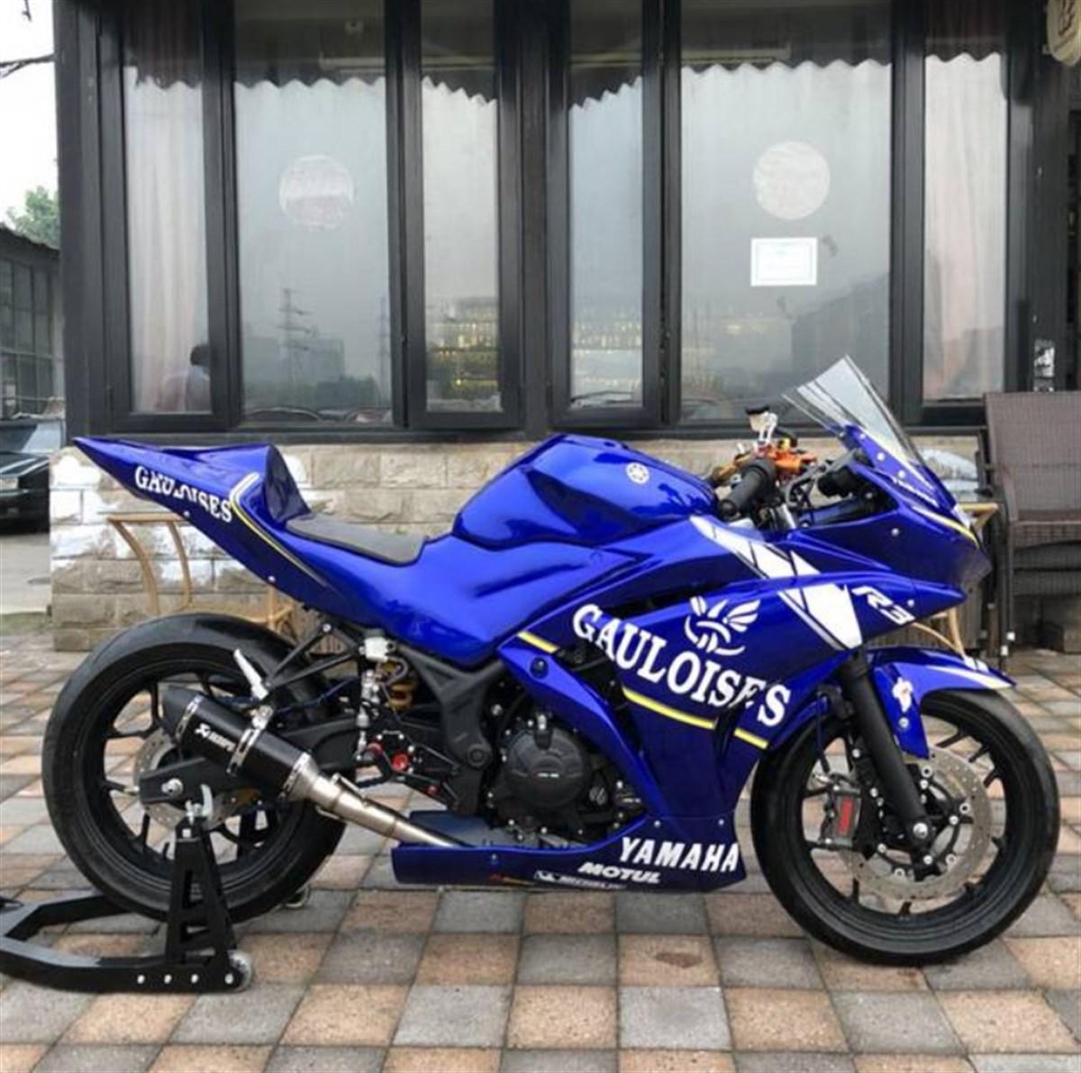 Yamaha R25 Sticker Etiket Modeli