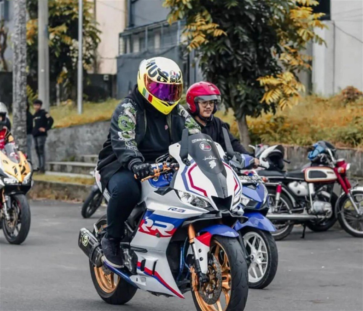 Yamaha R3 Takım Sticker Etiket Modeli