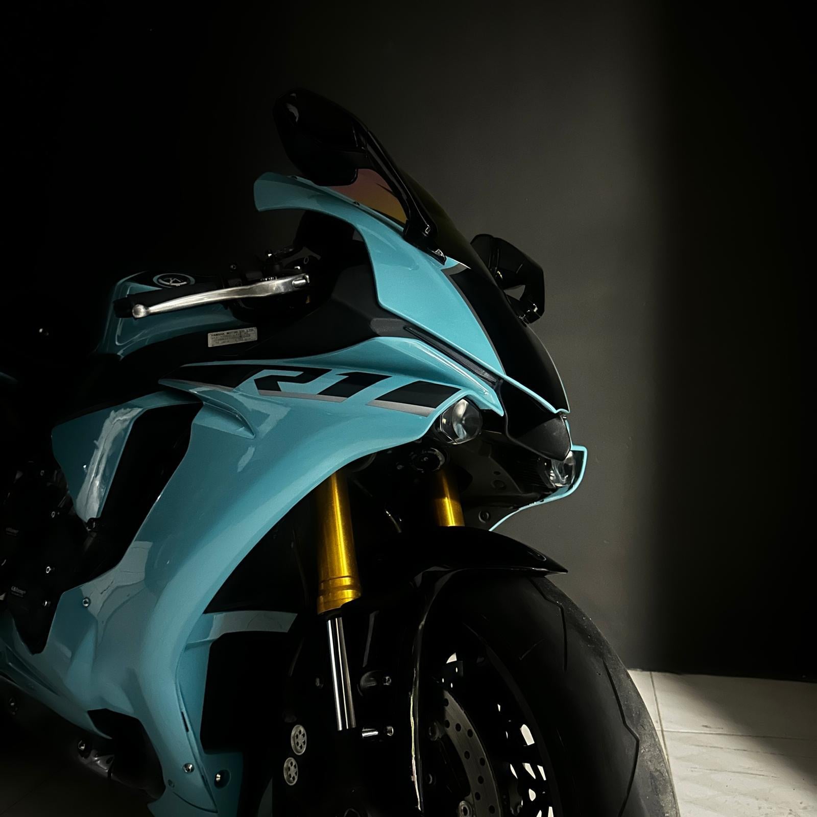 YZF-R1YAMAHA YZF-R1 2015+ Sticker Etiket Tasarım Modeli Siyah - Grİ