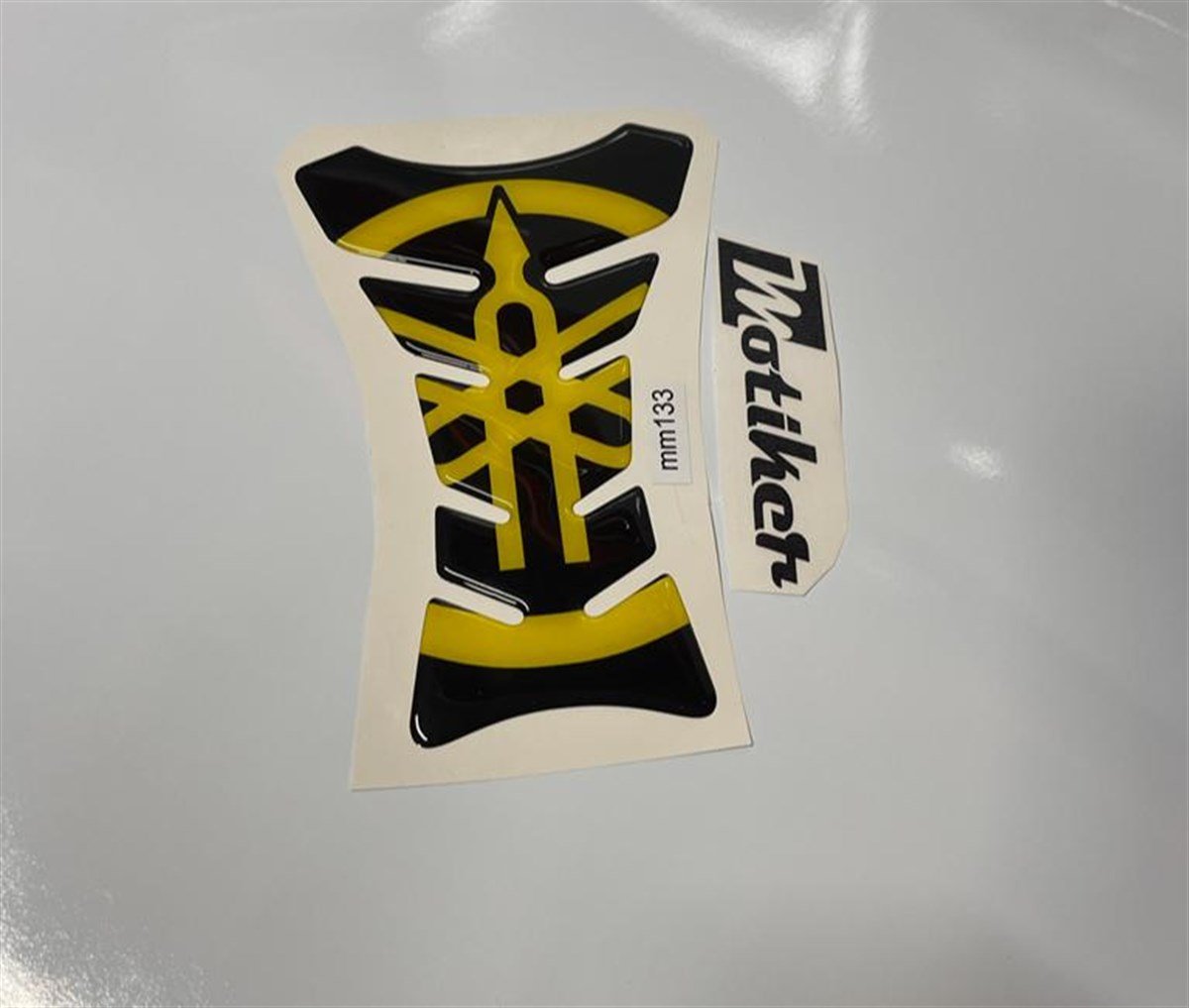 Yamaha YZF R25 2014-17 Tank Pad Damla Sticker Modeli