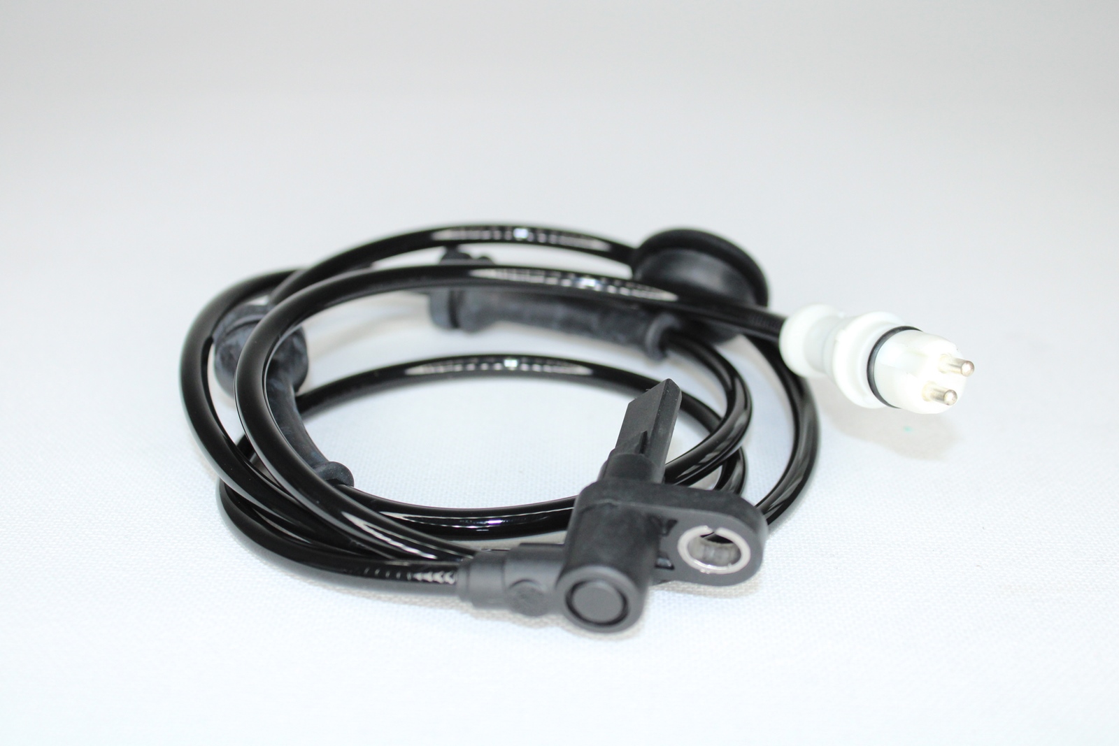 46539832T - (TRN0077)ABS SENSORU SOL ARKA BRAVO MAREA 11521125 / TRITON