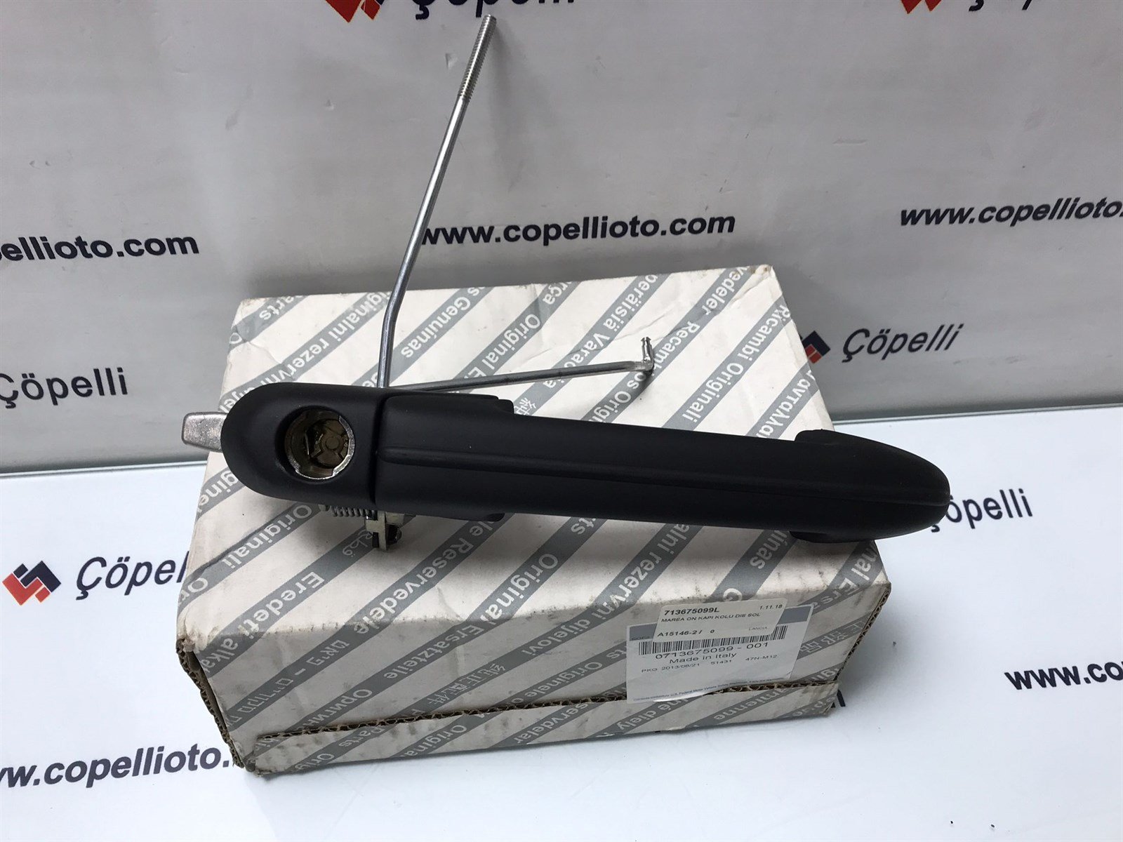 713675099L - MAREA ON KAPI KOLU DIS SOL / LANCIA