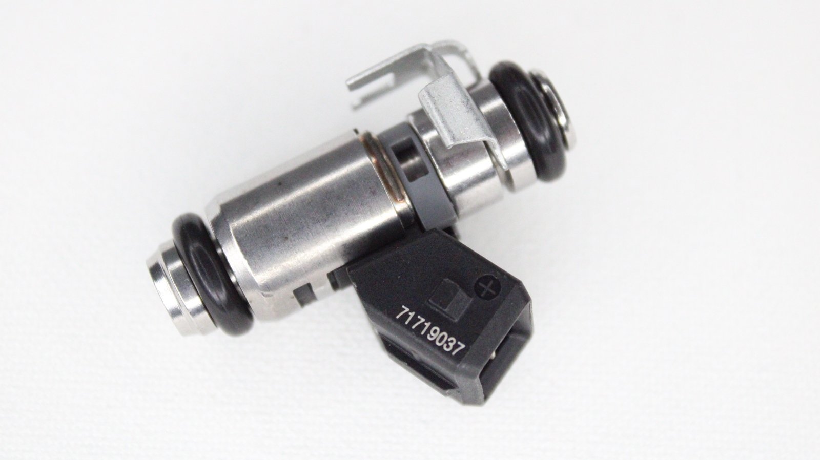 71719037T - (TFS0294)ENJEKTOR MEMESI 4 DELIK BRAVO BRAVA MAREA PALIO SIENA 1,6 16V / TRITON