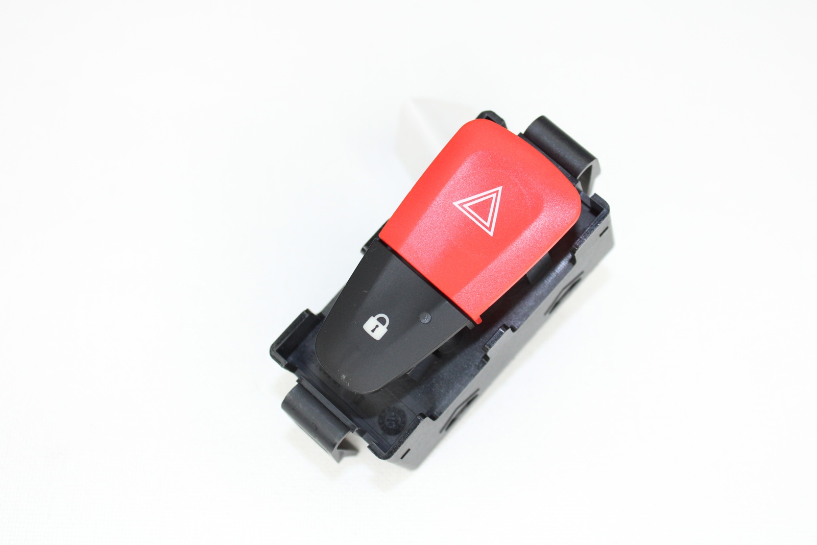 ELT0316 - DORTLU FLASER DUGMESI FLUENCE MEGANE III 12522535 252100004R (ELT0316) / TRITON