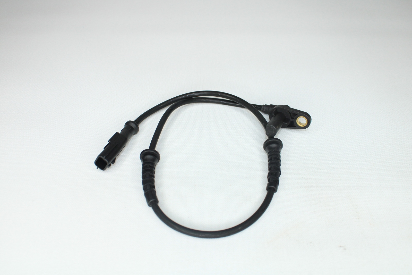 TRN0061 - ABS SENSORU ON CLIO SYMBOL 1,2 TALIA 1,4 16V 12521134 8200933549(TRN0061) / TRITON