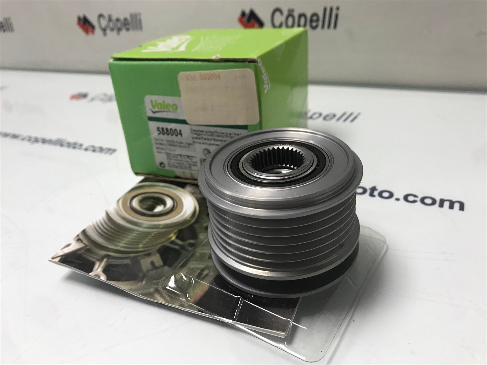 VAL-588004 - ALTERNATOR KASNAGI 98-07 CLIO II KANGO MEGANE DACIA LOGAN I / VALEO