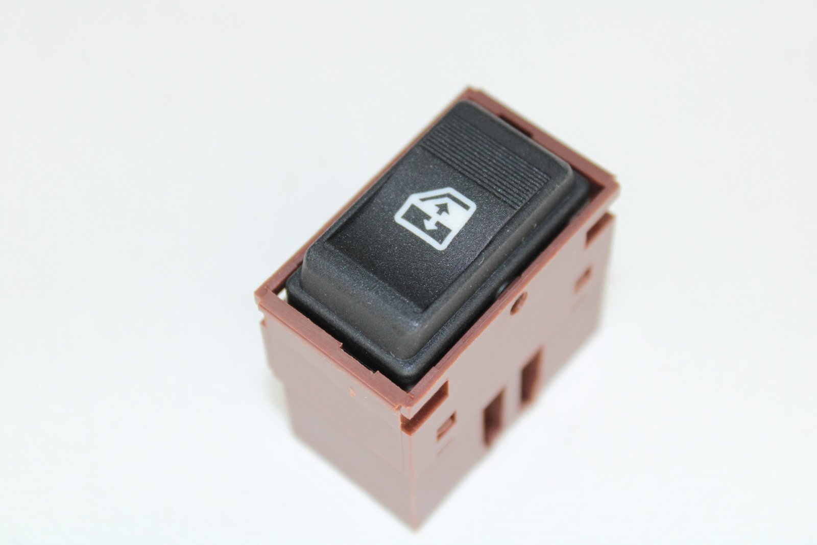 90811800T - (ELT0230) CAM ACMA DUGMESI TEKLI SLX-DK (11522501) / TRITON