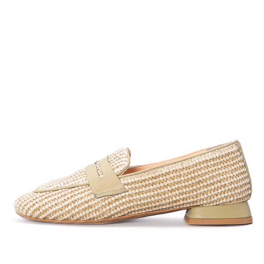 Gusse Elare Kadın Hasır Örgü Babet K1601