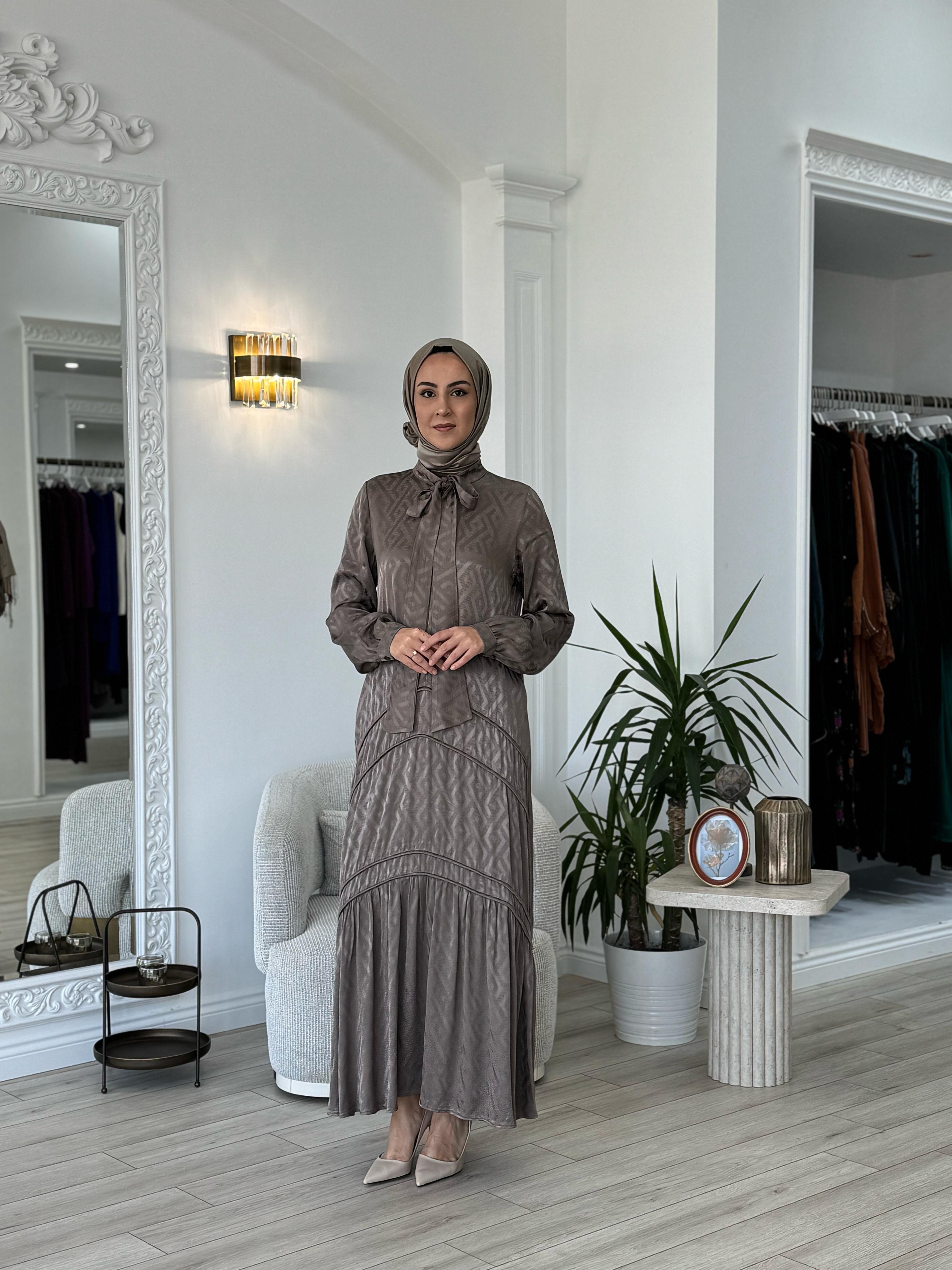 Almarwah Etek Detaylı Elbise Vizon 303841