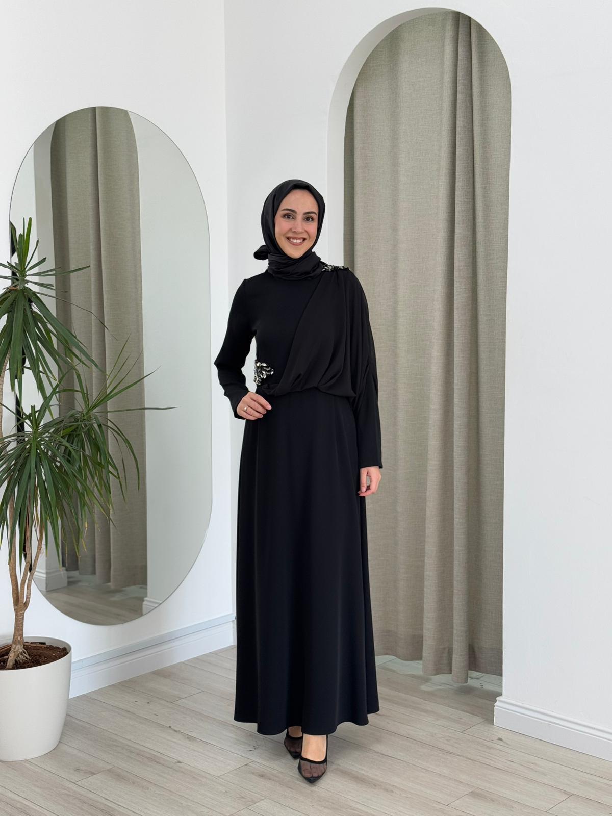 Almarwah Şifon Detaylı Elbise Siyah 90471