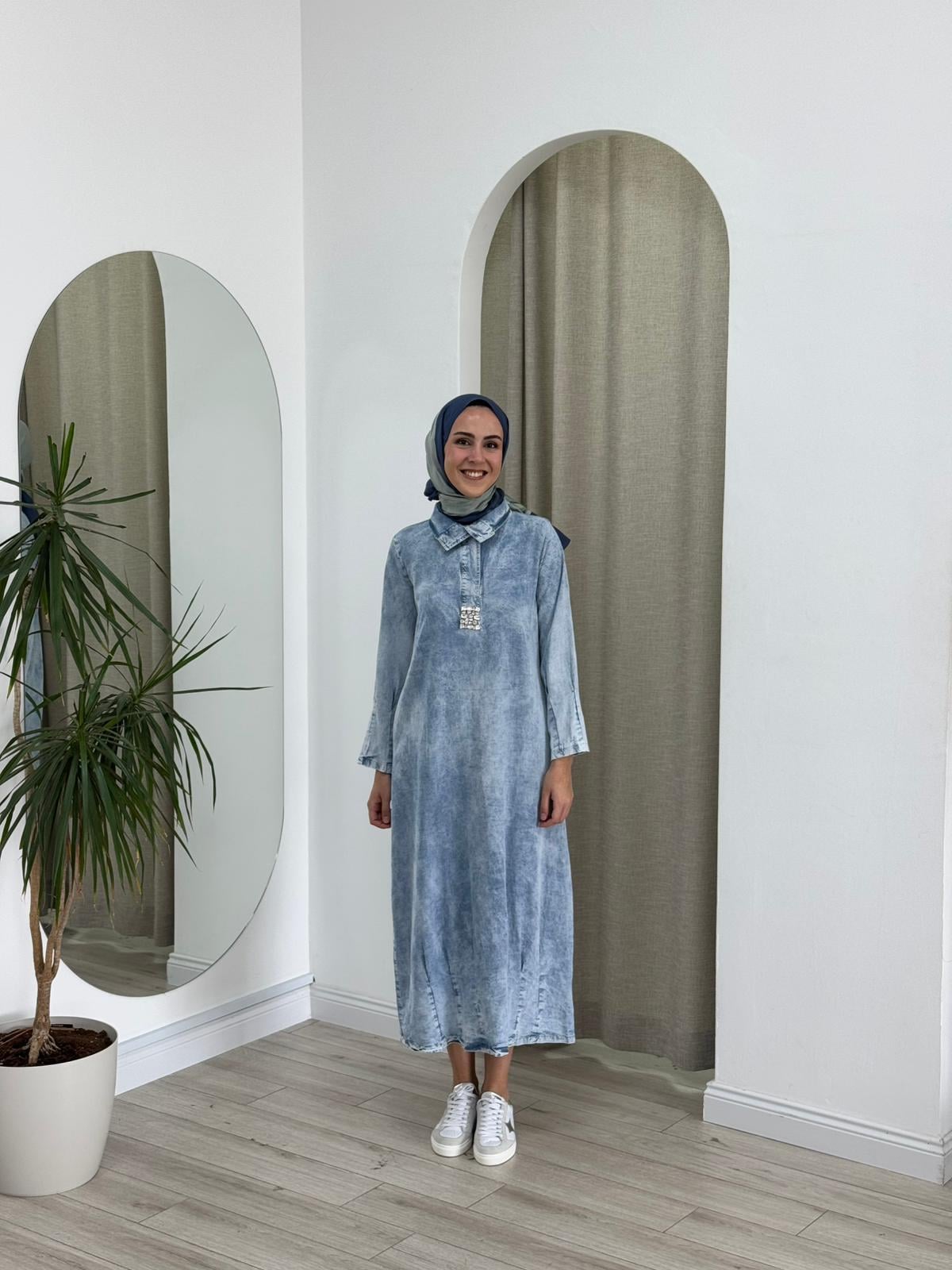 Almarwah Taş Detaylı Kot Elbise Açık Mavi 303769