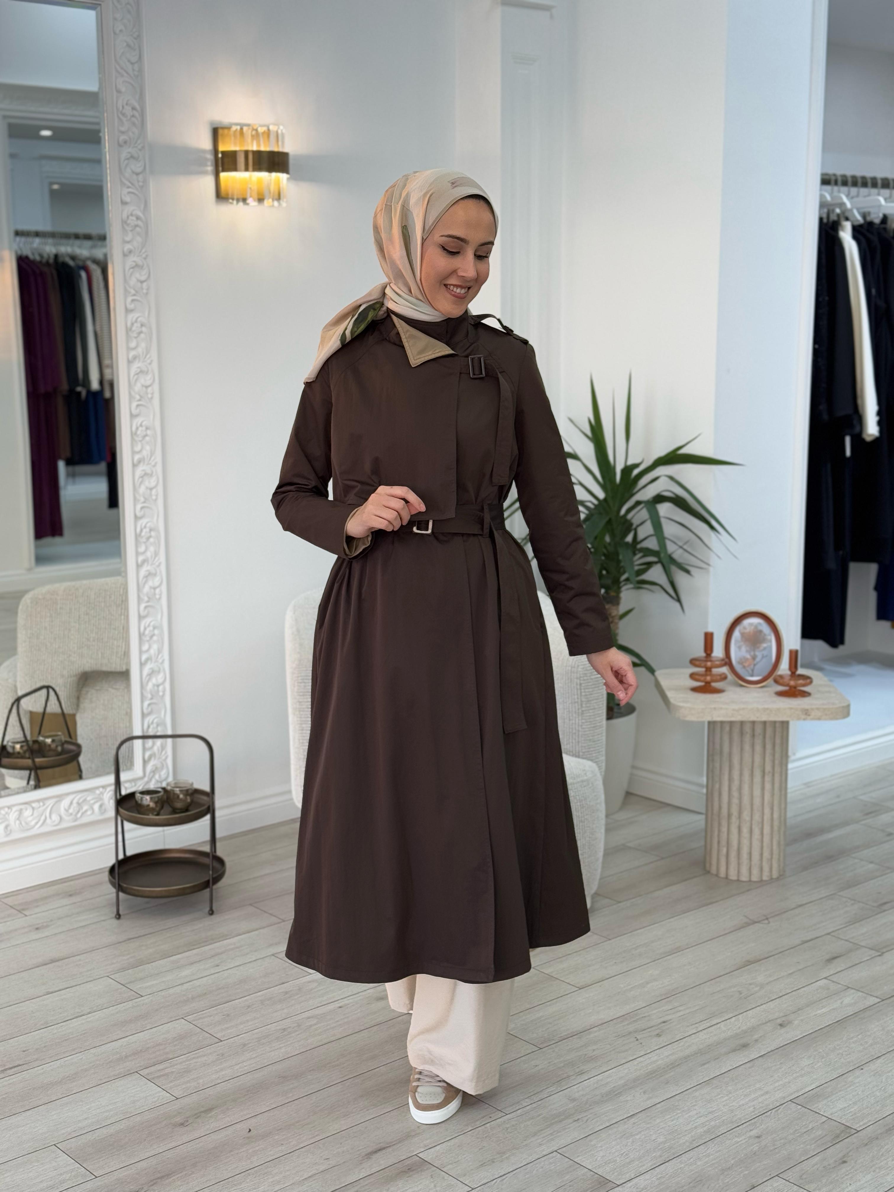 Almarwah Yaka Detaylı Kemerli Kap Kahve 404923