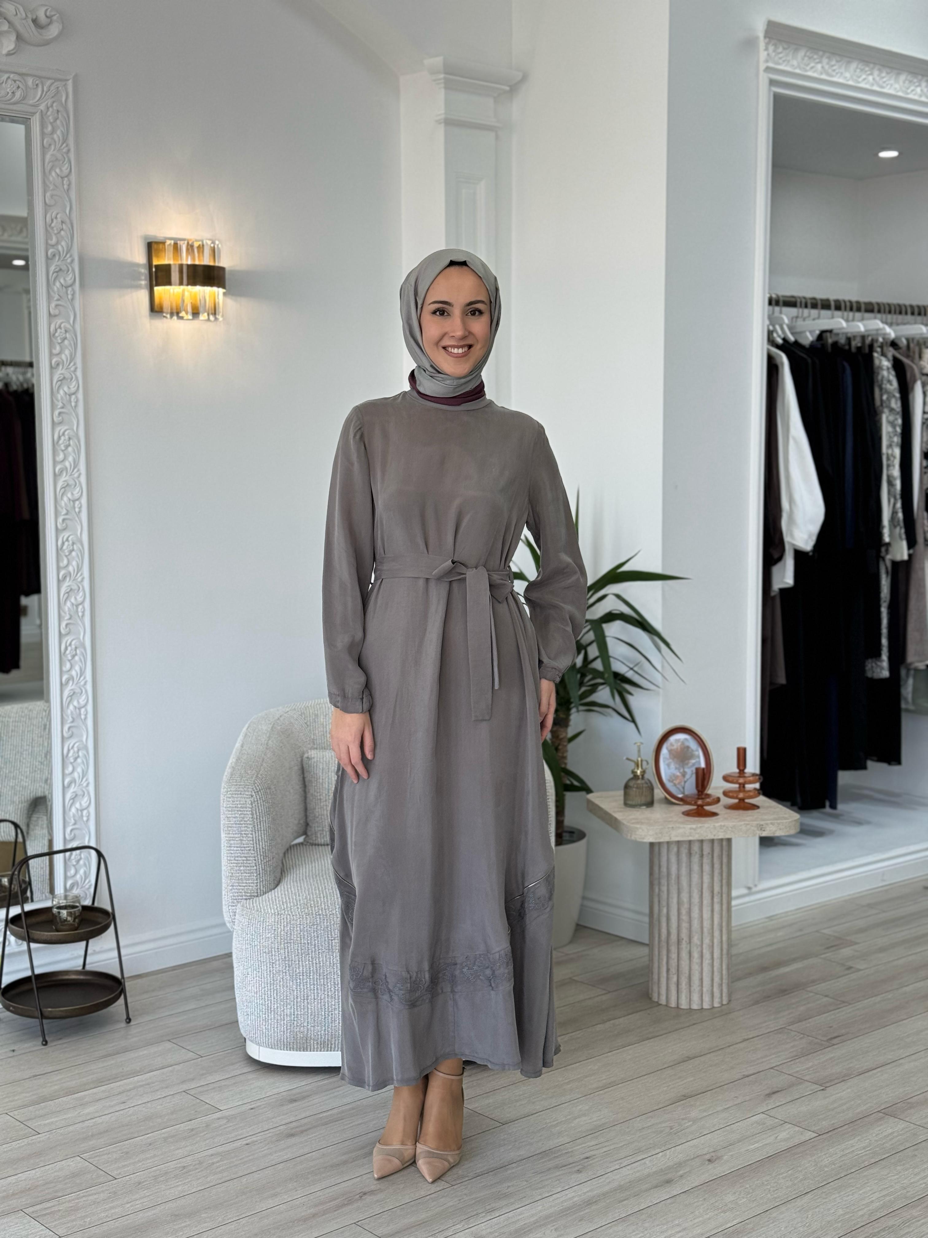 Misswhence Nakış Detaylı Elbise Gri 37800