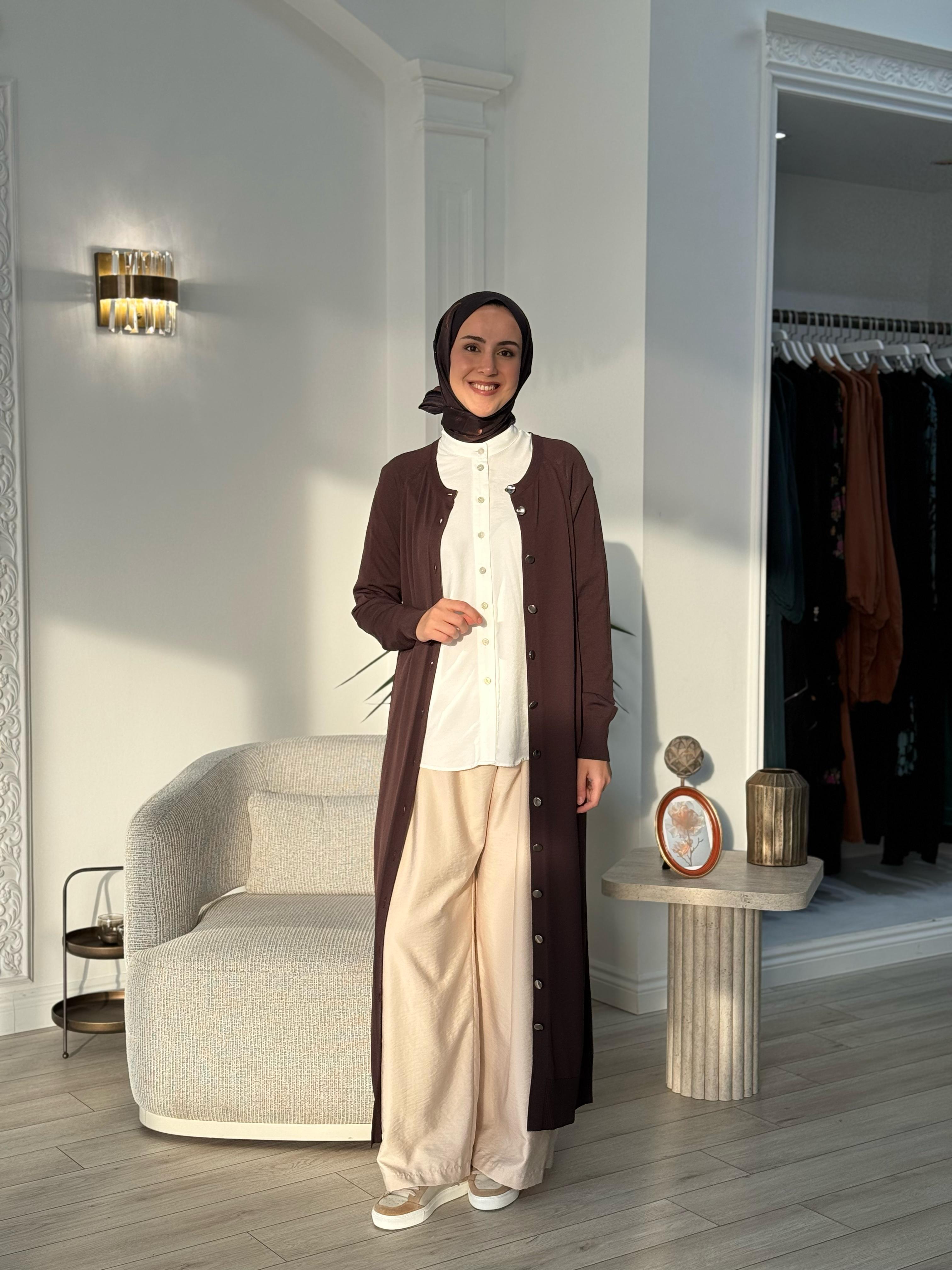 Nurcan Çetin Düğme Detaylı Triko Hırka Kahve n024