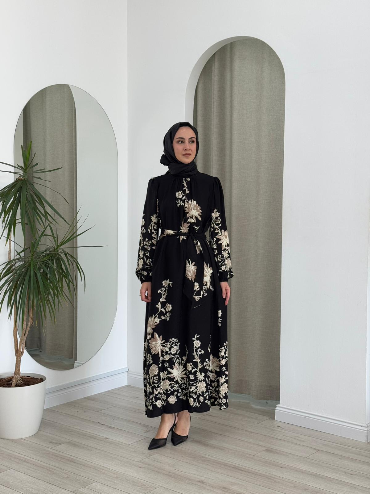 Almarwah Çiçek Detaylı Elbise Siyah 303843