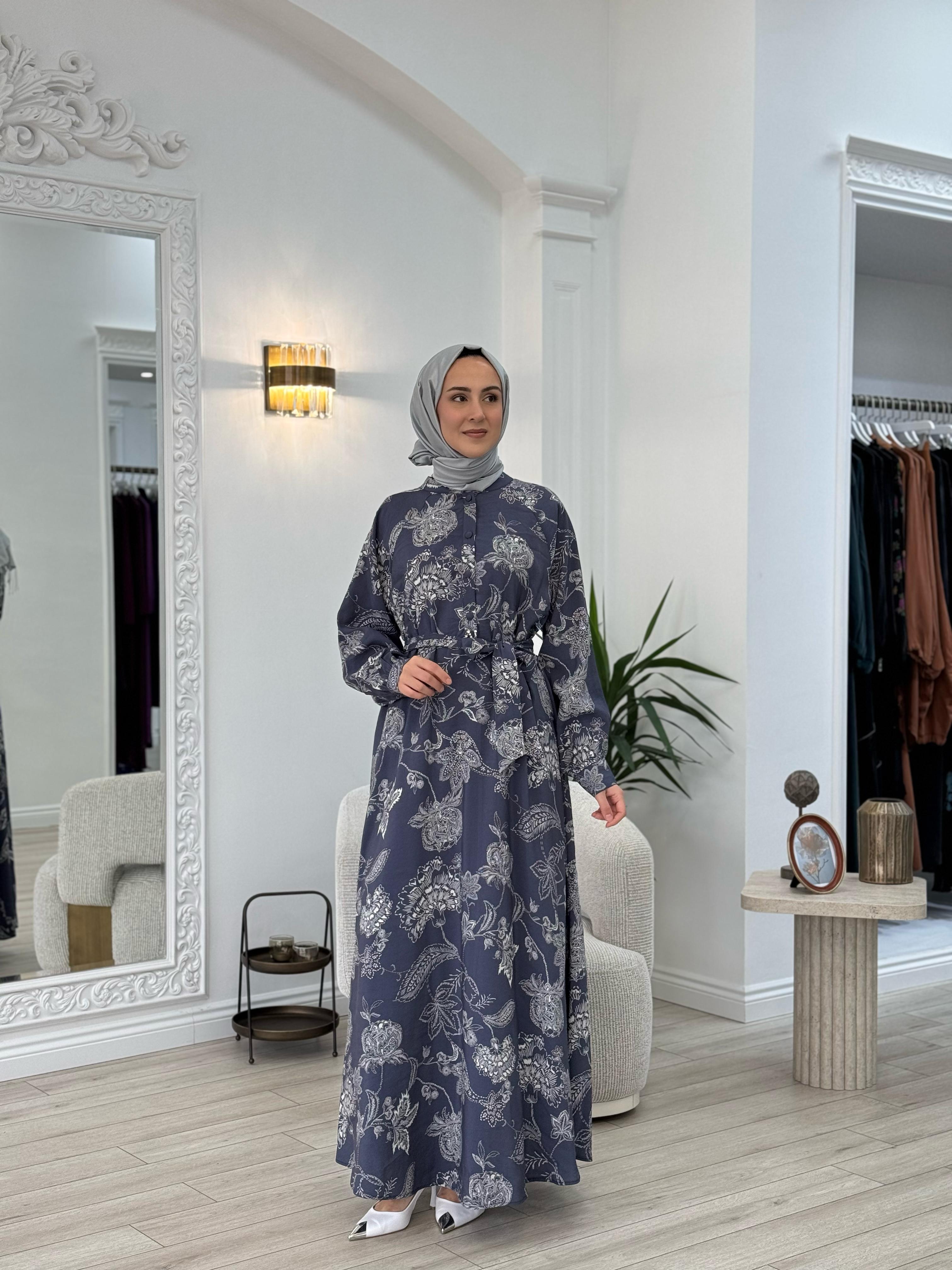 Almarwah Düğme ve Taş Detaylı Elbise 303849