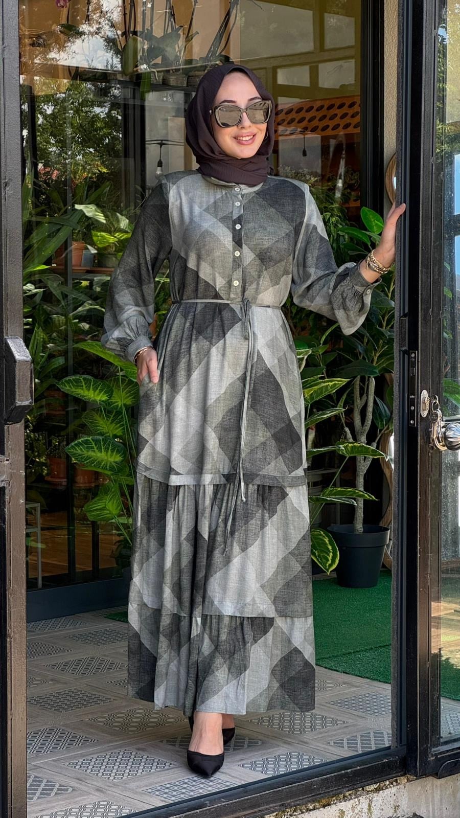 Almarwah Elbise 303944