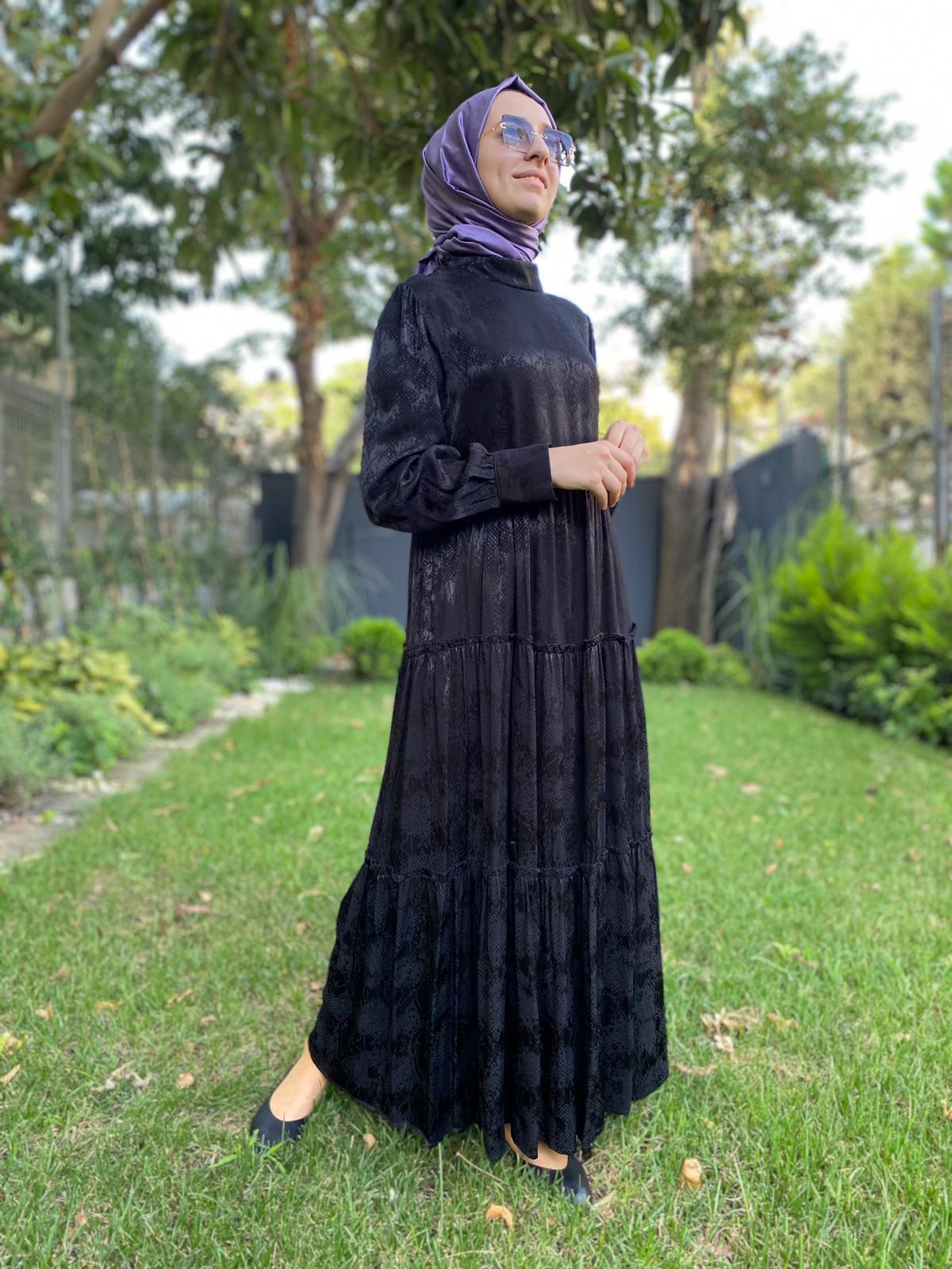 Almarwah Yılan Desen Elbise Siyah 303673