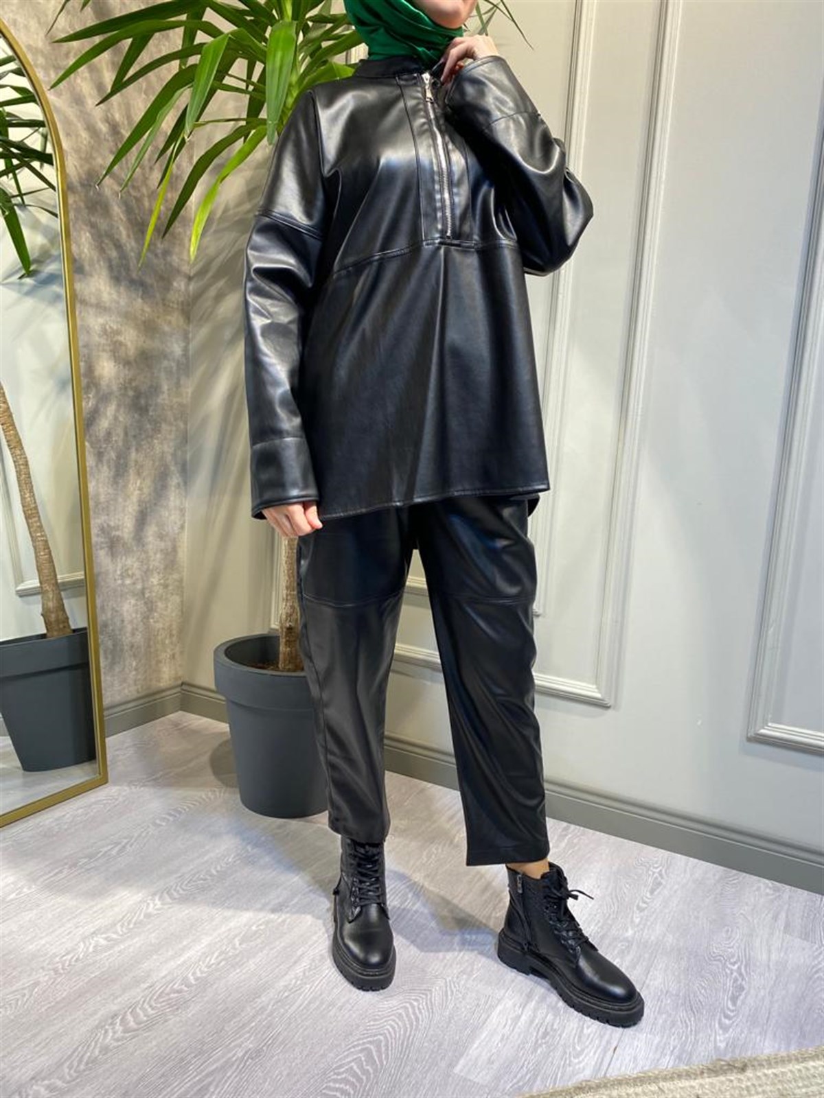 İnvee Deri Siyah Pantalon 6817