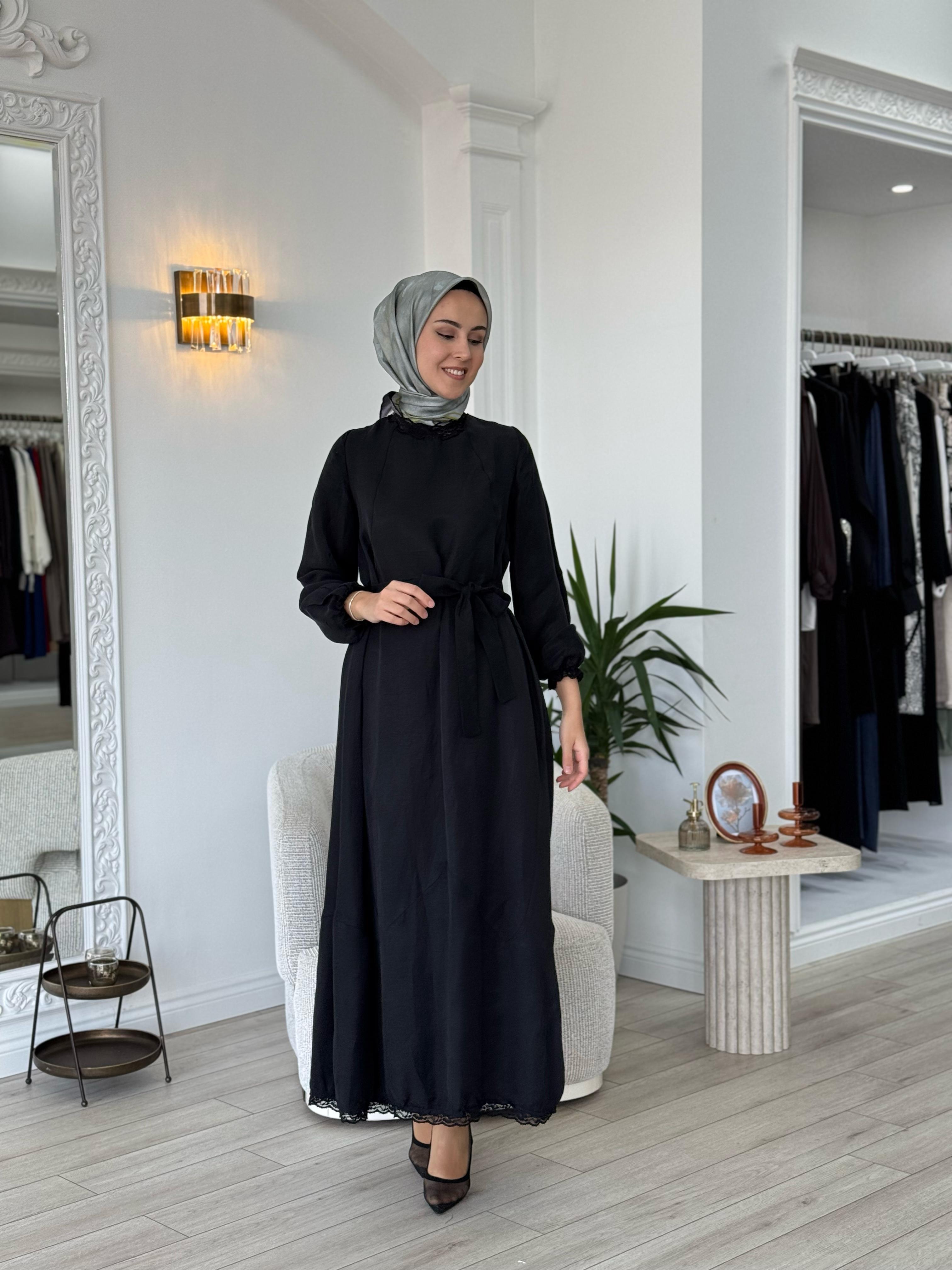 Misswhence Dantel Detaylı Elbise Siyah 37831